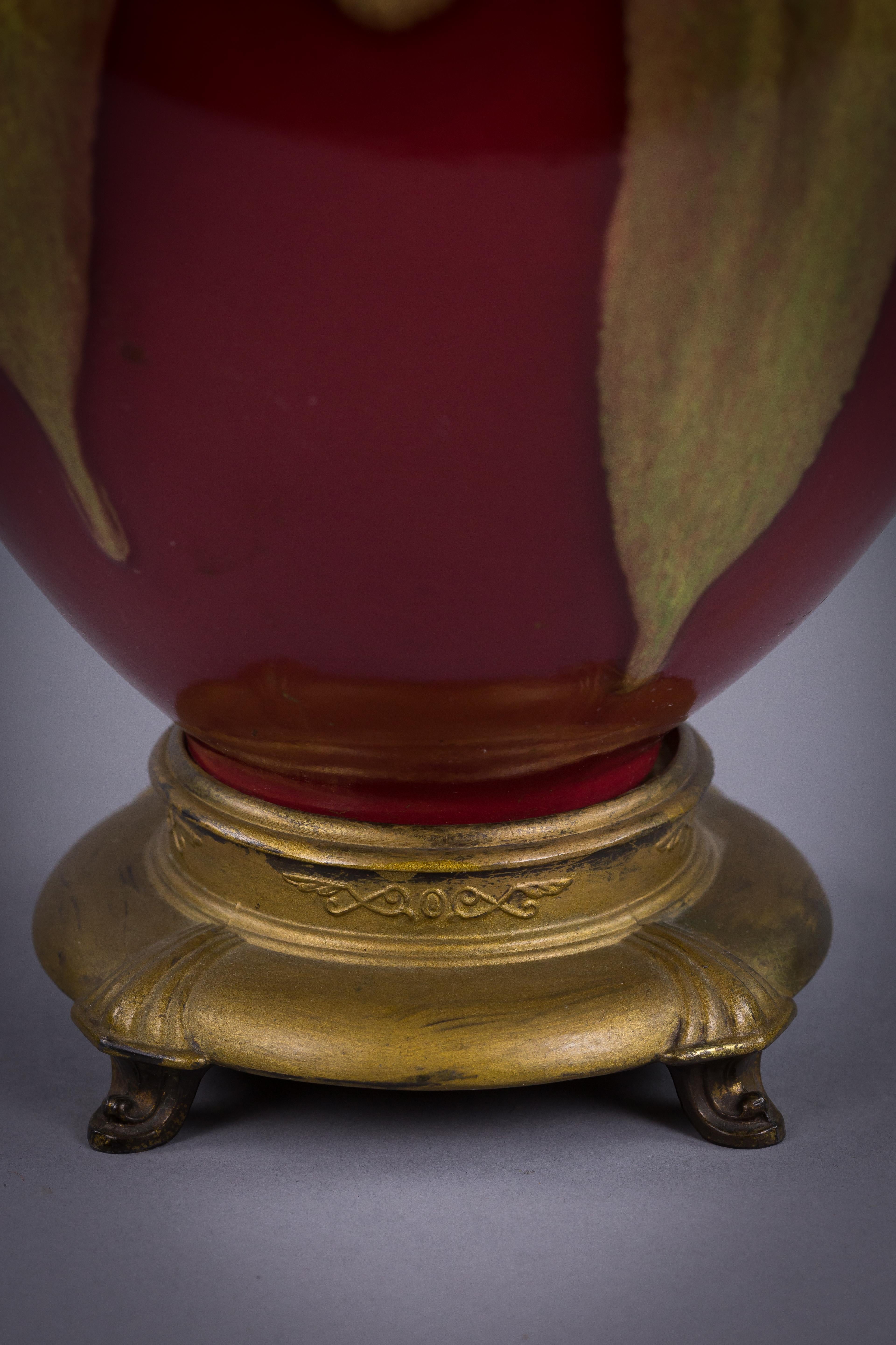 Dramatic oriental style flambe glazed vase mounted as lamp, circa 1880

Measures: height to top of vase 12