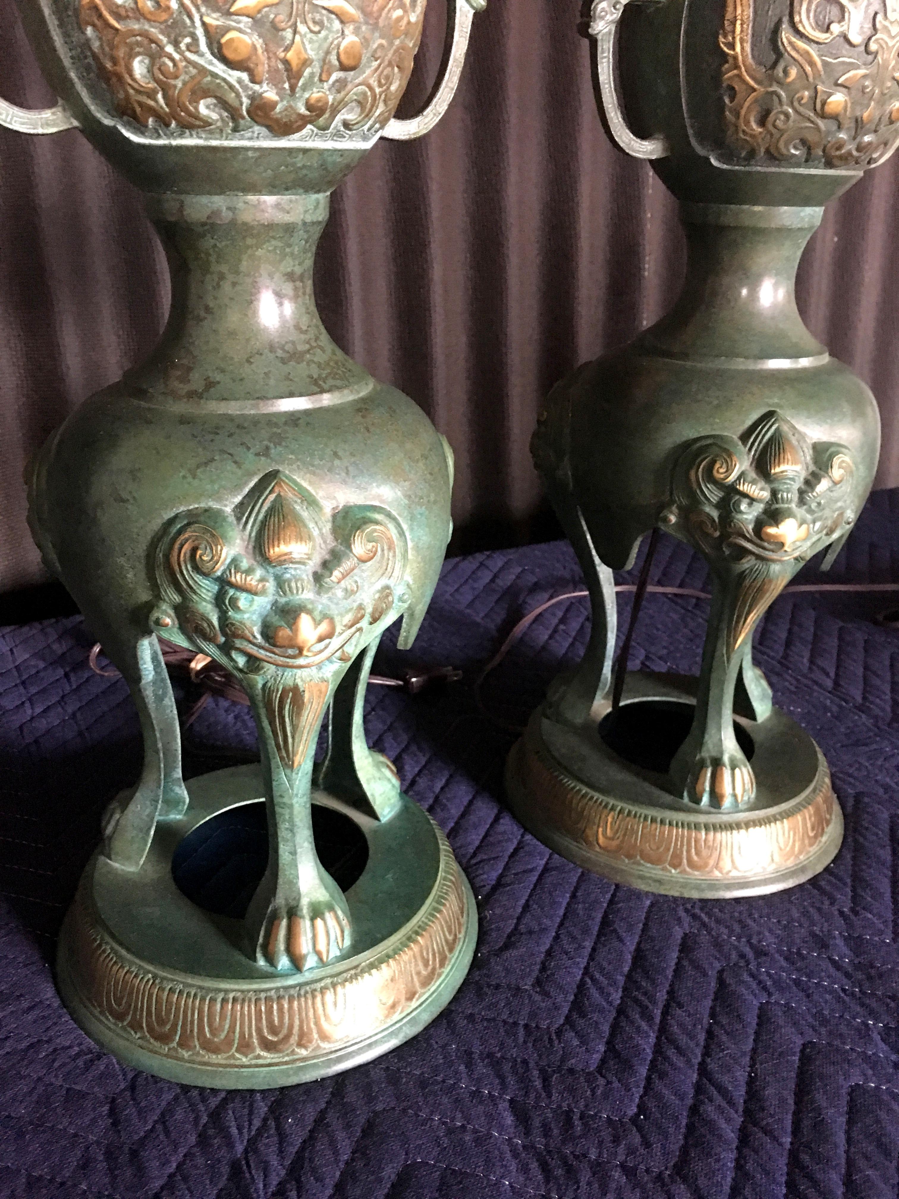 Dramatic Pair of James Mont Style Asian Lamps In Excellent Condition For Sale In Southampton, NJ
