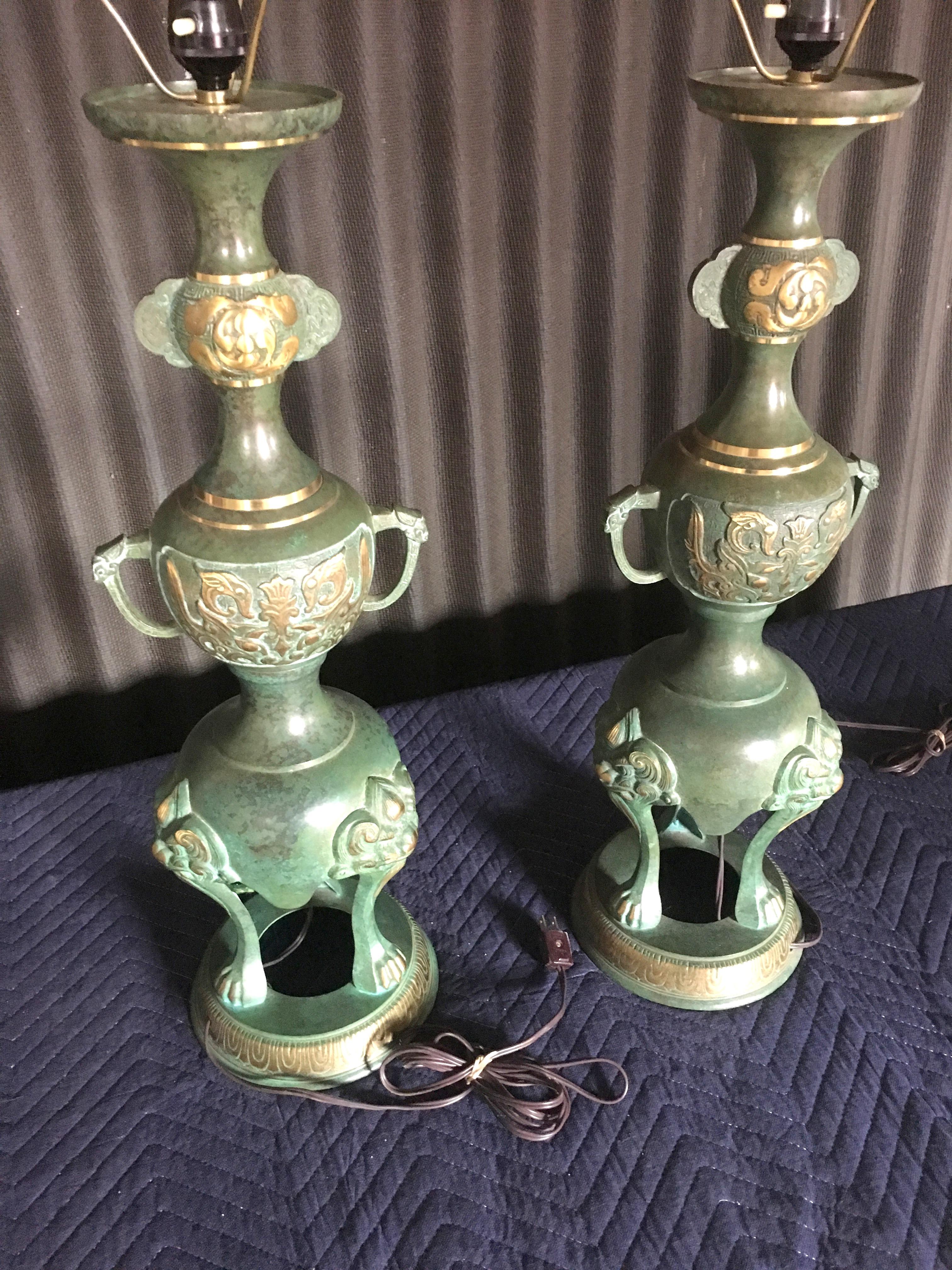 Late 20th Century Dramatic Pair of James Mont Style Asian Lamps For Sale