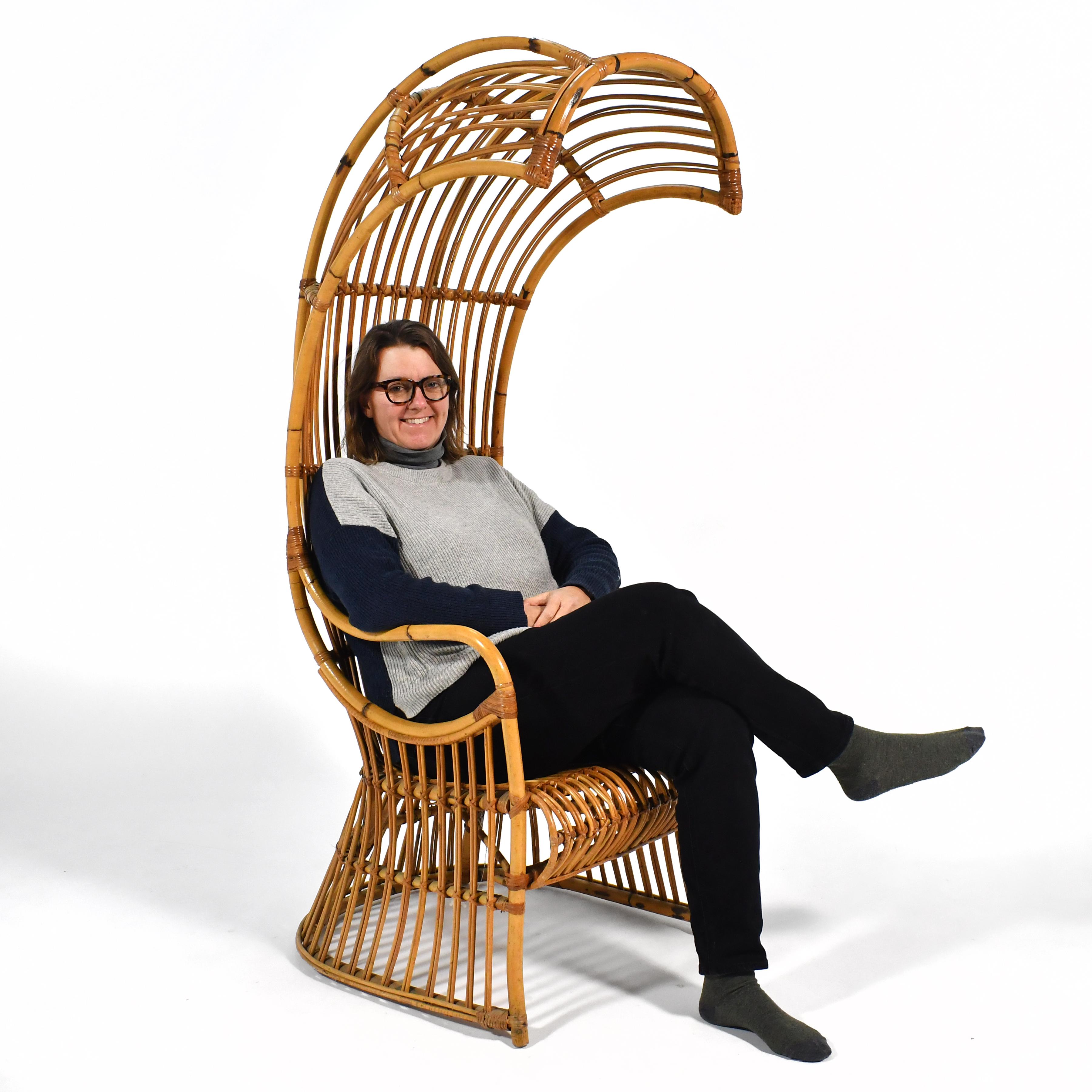 Silla de ratán con dosel en venta 1