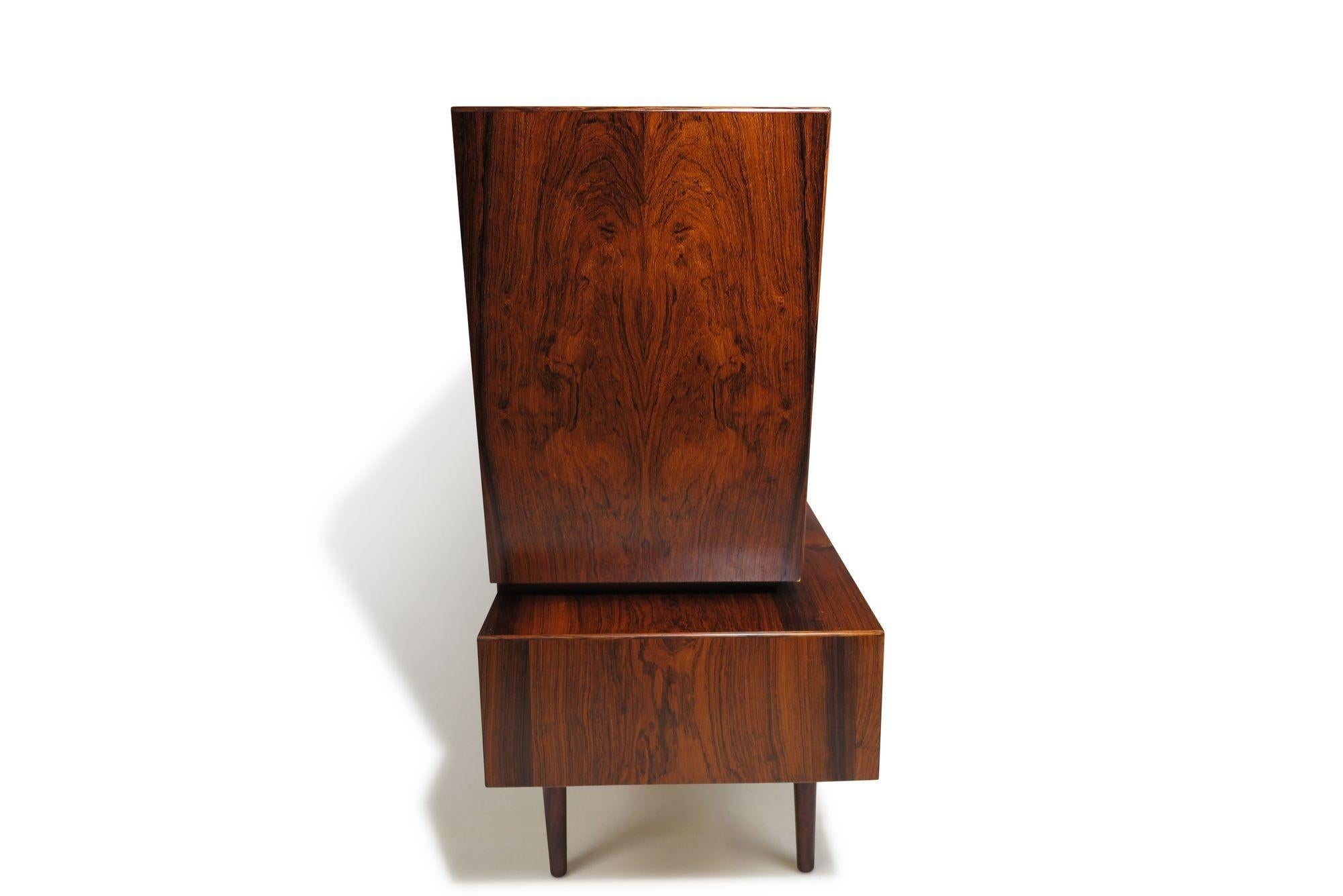 Dramatic Scandinavian Rosewood Credenza Sideboard For Sale 3