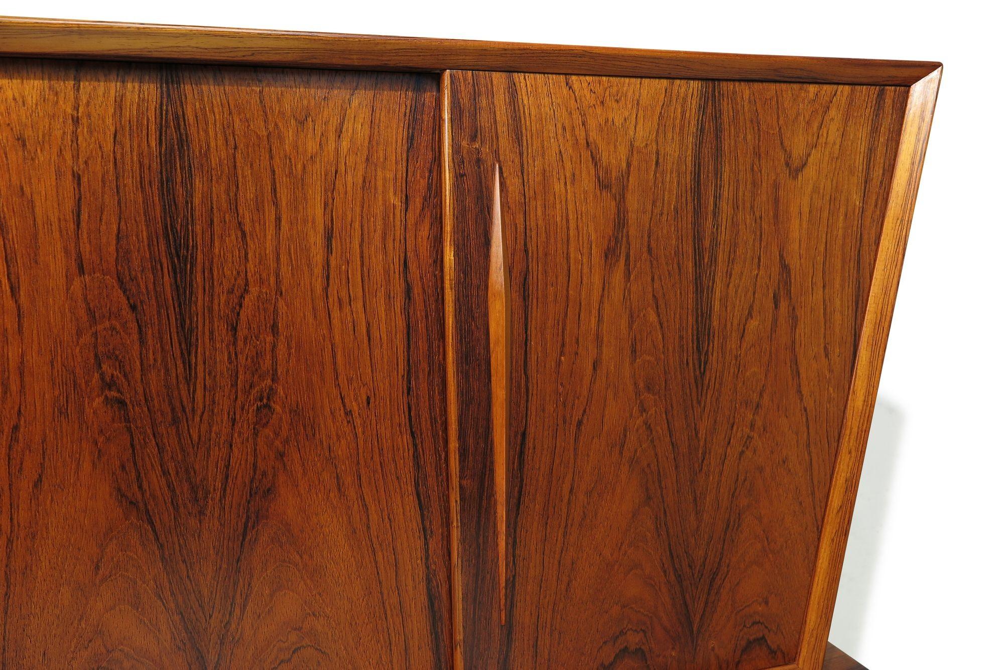 Dramatic Scandinavian Rosewood Credenza Sideboard In Excellent Condition For Sale In Oakland, CA