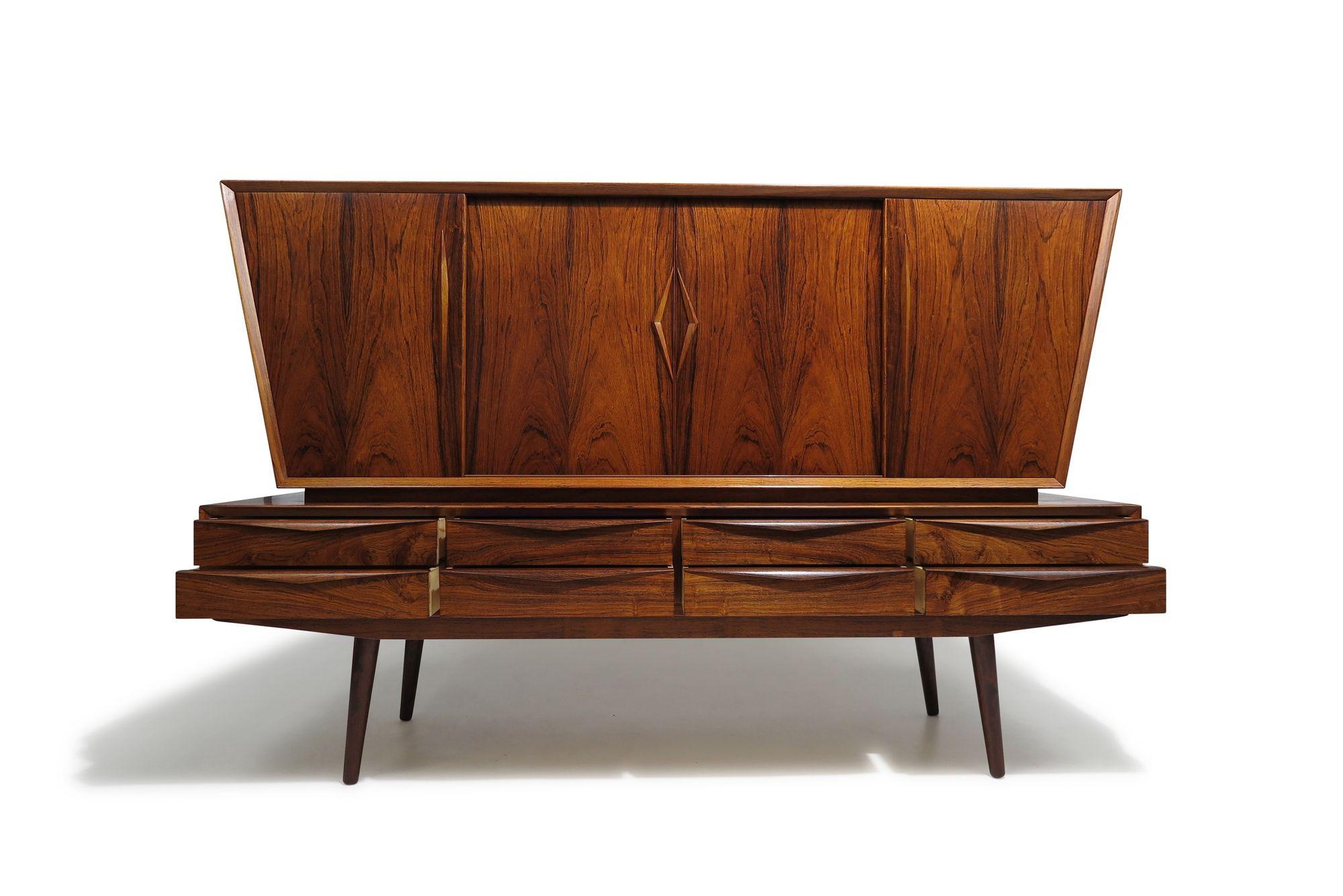 Dramatic Scandinavian Rosewood Credenza Sideboard For Sale 1