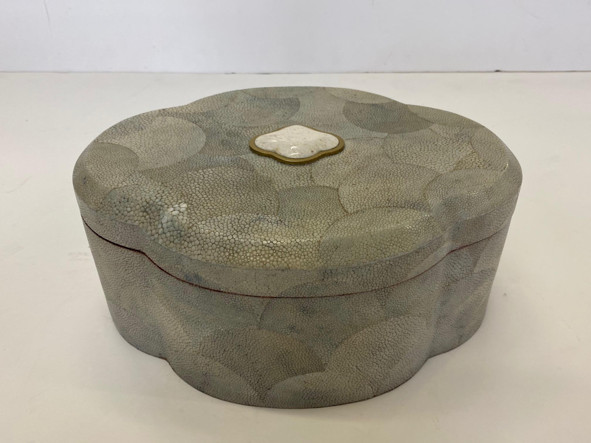 Dramatic Shagreen Lidded Treasure Box In Good Condition In Hopewell, NJ