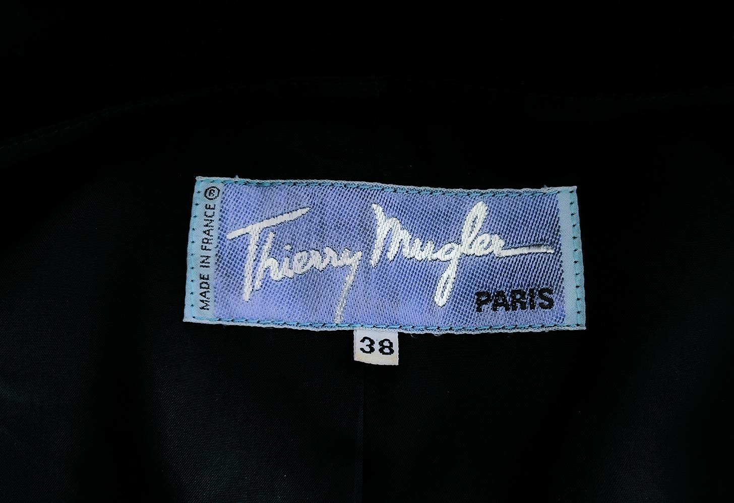Dramatic Thierry Mugler FW1990 Archival Black Skirt Suit Sculptural For Sale 6