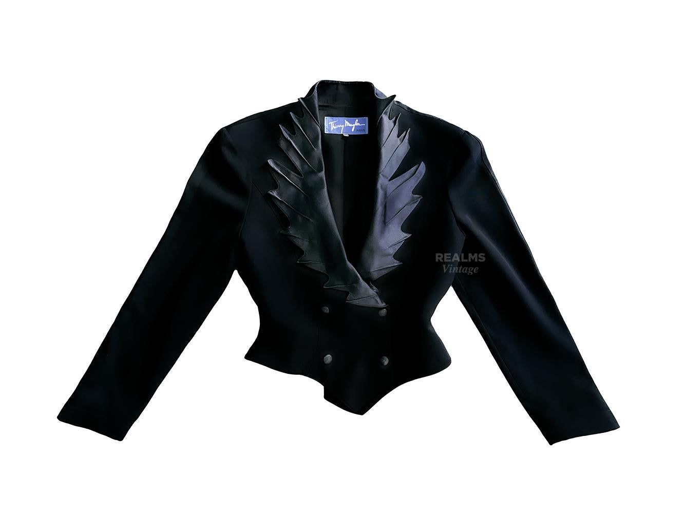 Dramatic Thierry Mugler FW1990 Archival Black Skirt Suit Sculptural For Sale 4