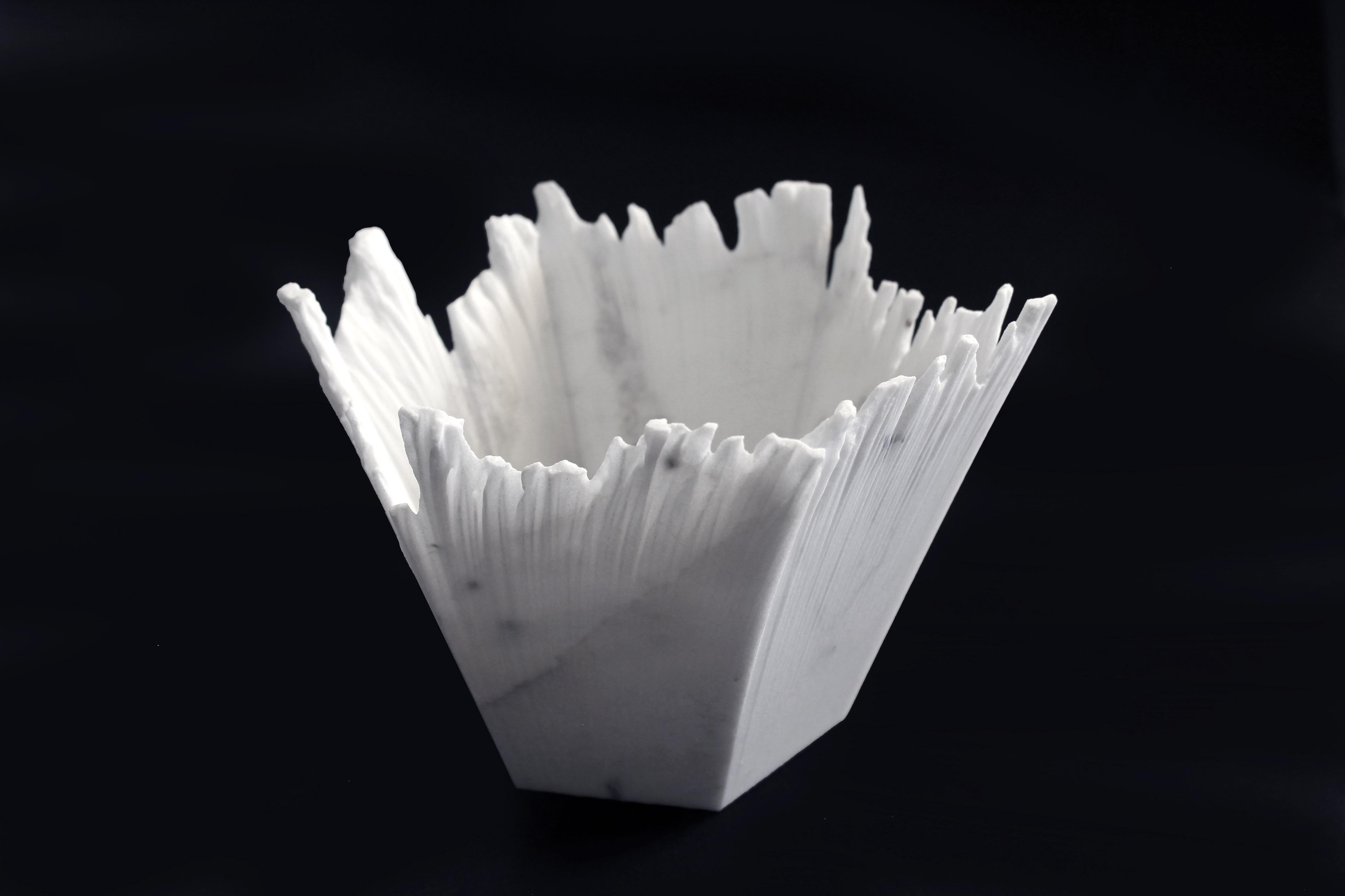 Other Drap D Hexagonal Decorative Bowl in White Carrara Marble by Bufalini Marmi For Sale
