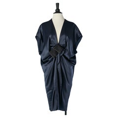 Drapiertes marineblaues Seiden-Cocktailkleid mit schwarzer Satin-Schleife von Lanvin par Alber Elbaz 