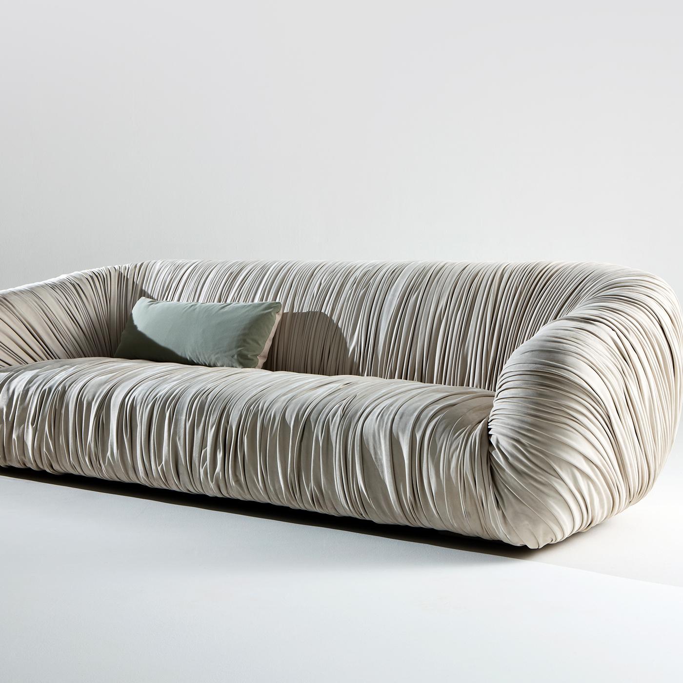 Modern Drapè Sofa