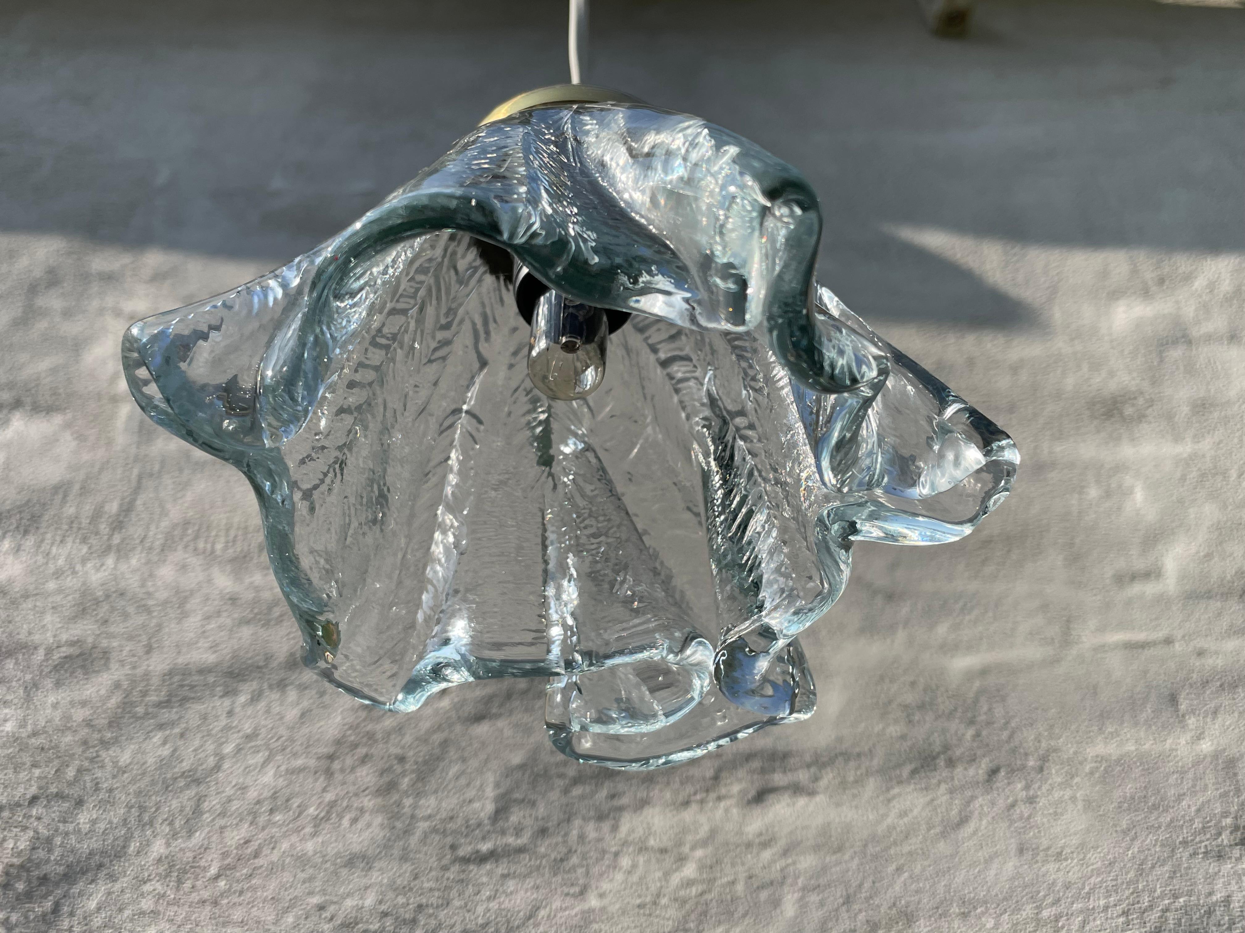 Orrefors Draped Art Glass Pendants on Brass Mount, Sweden, 1960s For Sale 6