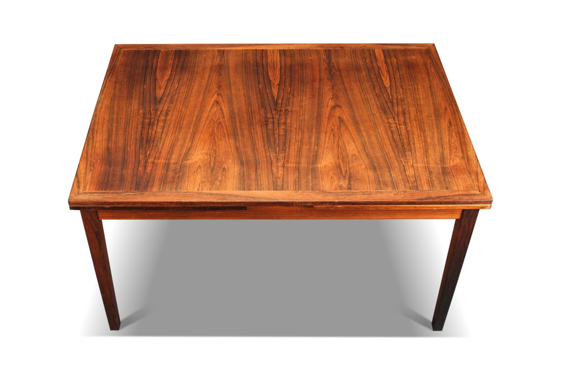 Draw Leaf Brazilian Rosewood Dining Table by Kai Winding In Good Condition For Sale In Berkeley, CA