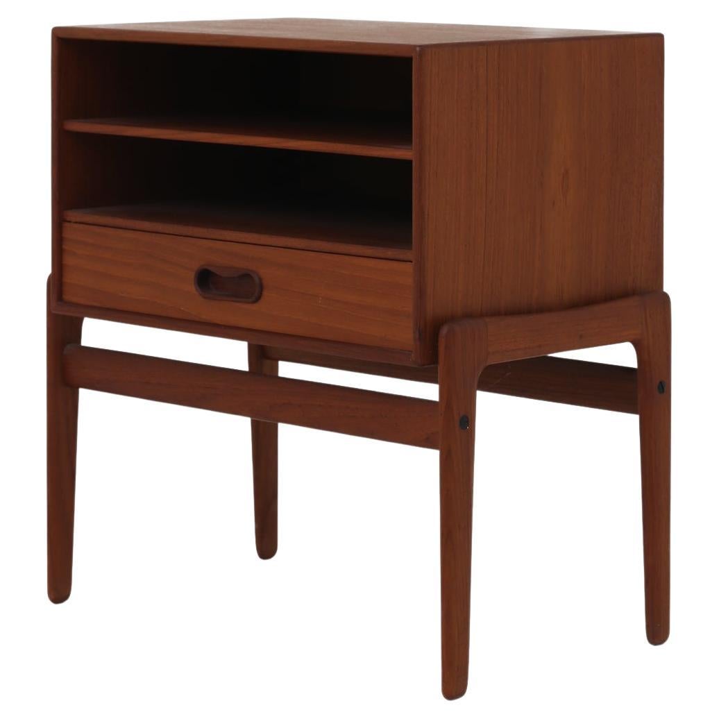 Wall Mounted Drawer Units By Arne Jacobsen For Sale at 1stDibs