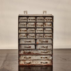 Tiroirs, France, vers 1900