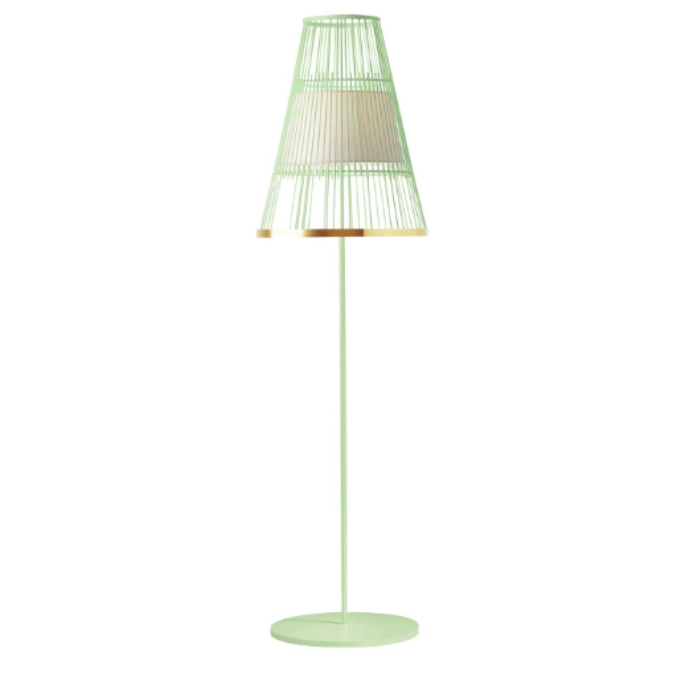 Dream up floor lamp with brass ring by Dooq.
Dimensions: W 47 x D 47 x H 170 cm
Materials: lacquered metal, polished or brushed metal, brass.
Abat-jour: cotton
Also available in different colors and materials.

Information:
230V/50Hz
E27/1x20W