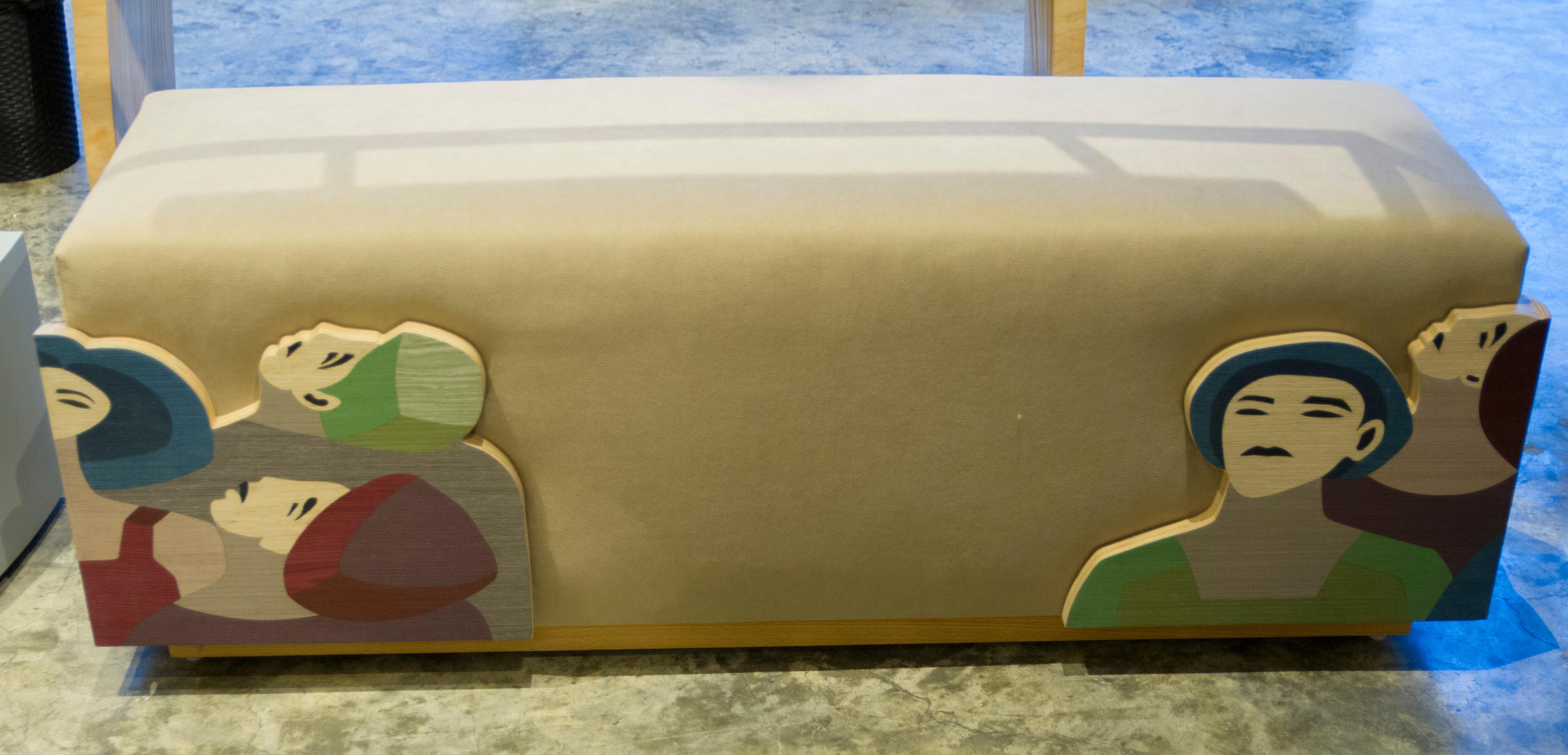 DREAMERS- Banc en placage multicolore en vente 1