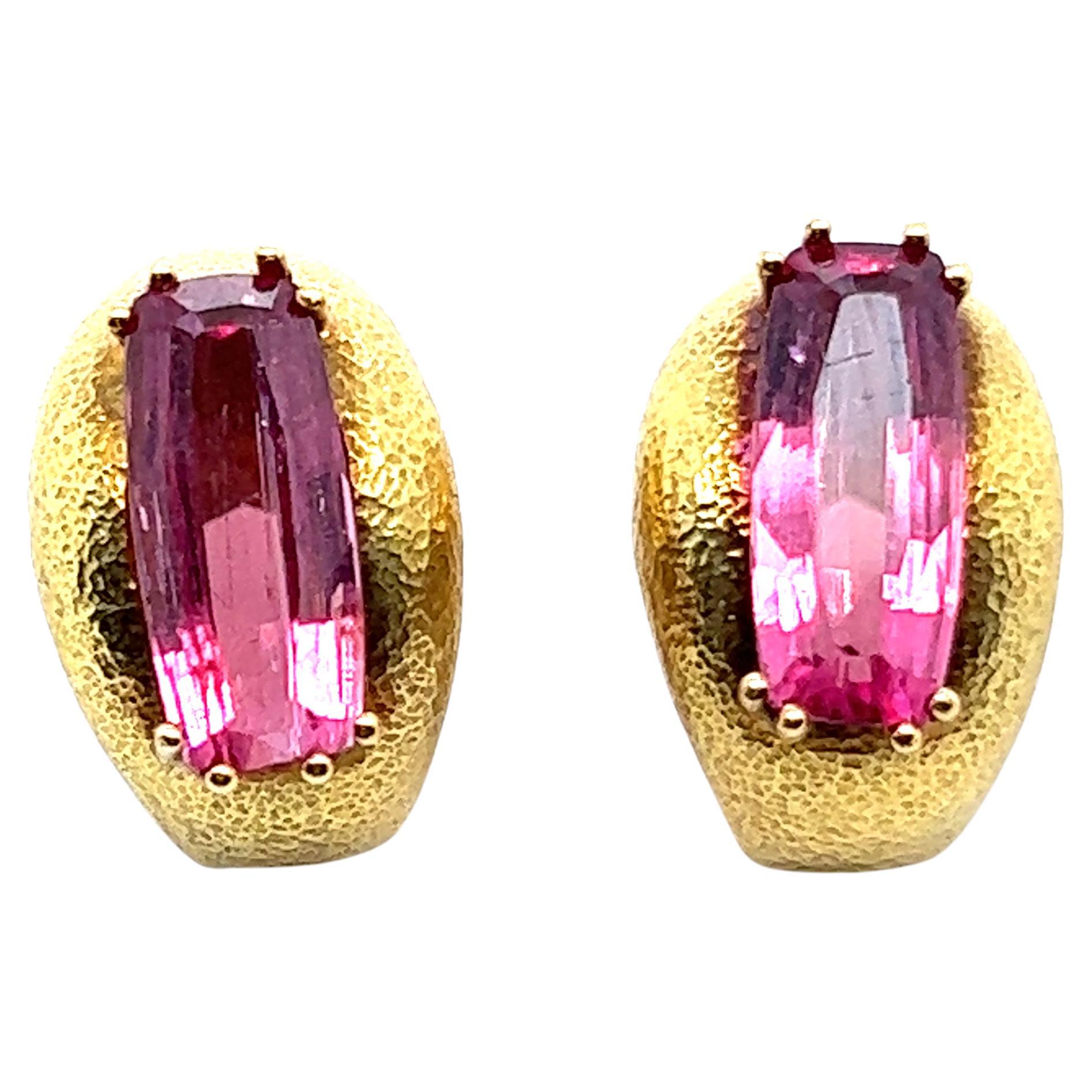 Dreamy Tourmaline Earclips in 18k Yellow Gold For Sale