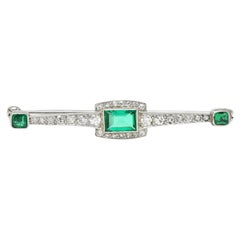 Dreicer & Co. Art Deco 1.49 CTW Emerald Diamond Platinum Antique Bar Brooch