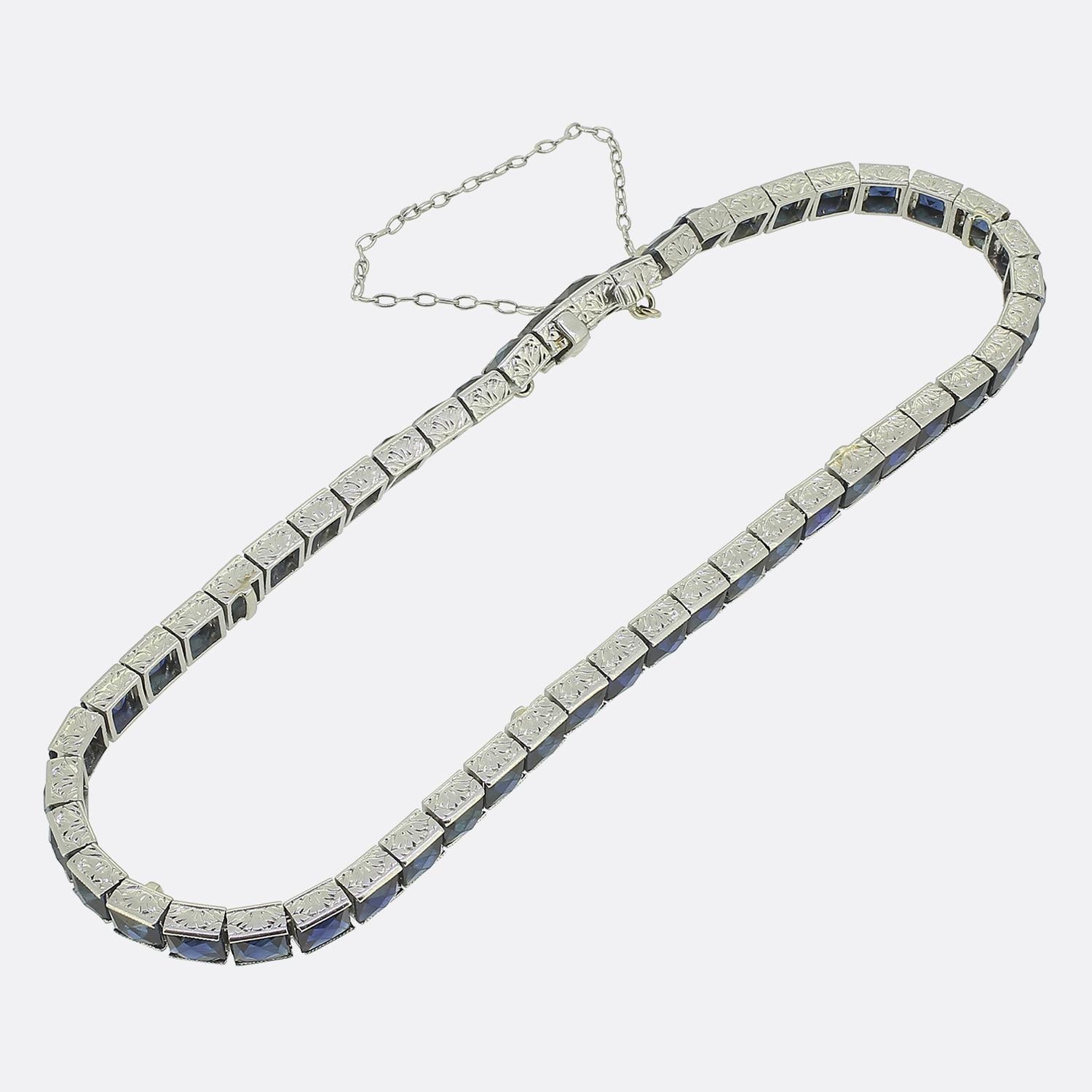 Art Déco Dreicer & Co. Bracciale Art Line con zaffiro taglio francese in stile Déco in vendita