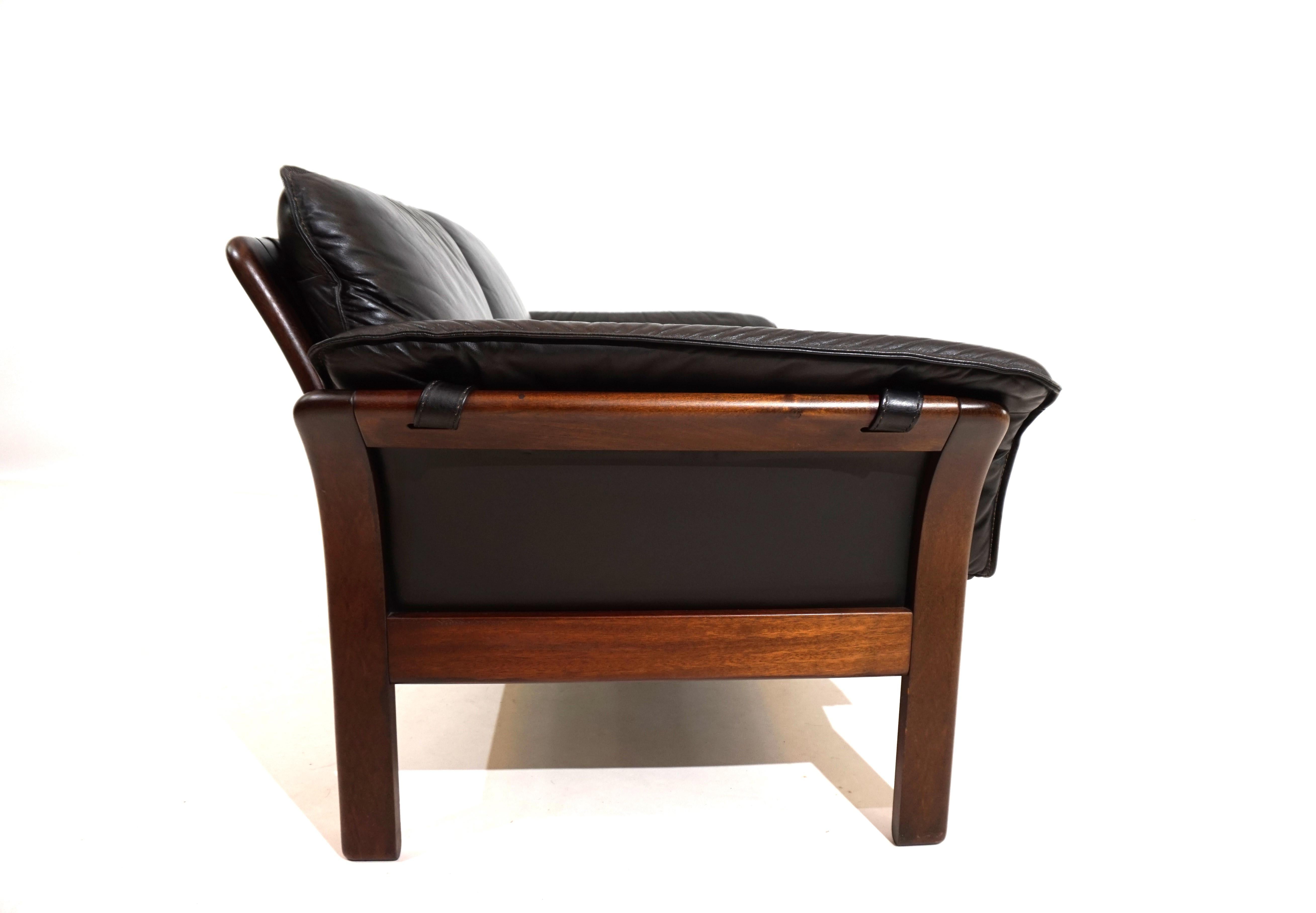 Dreipunkt Scala 2 seater leather sofa 4