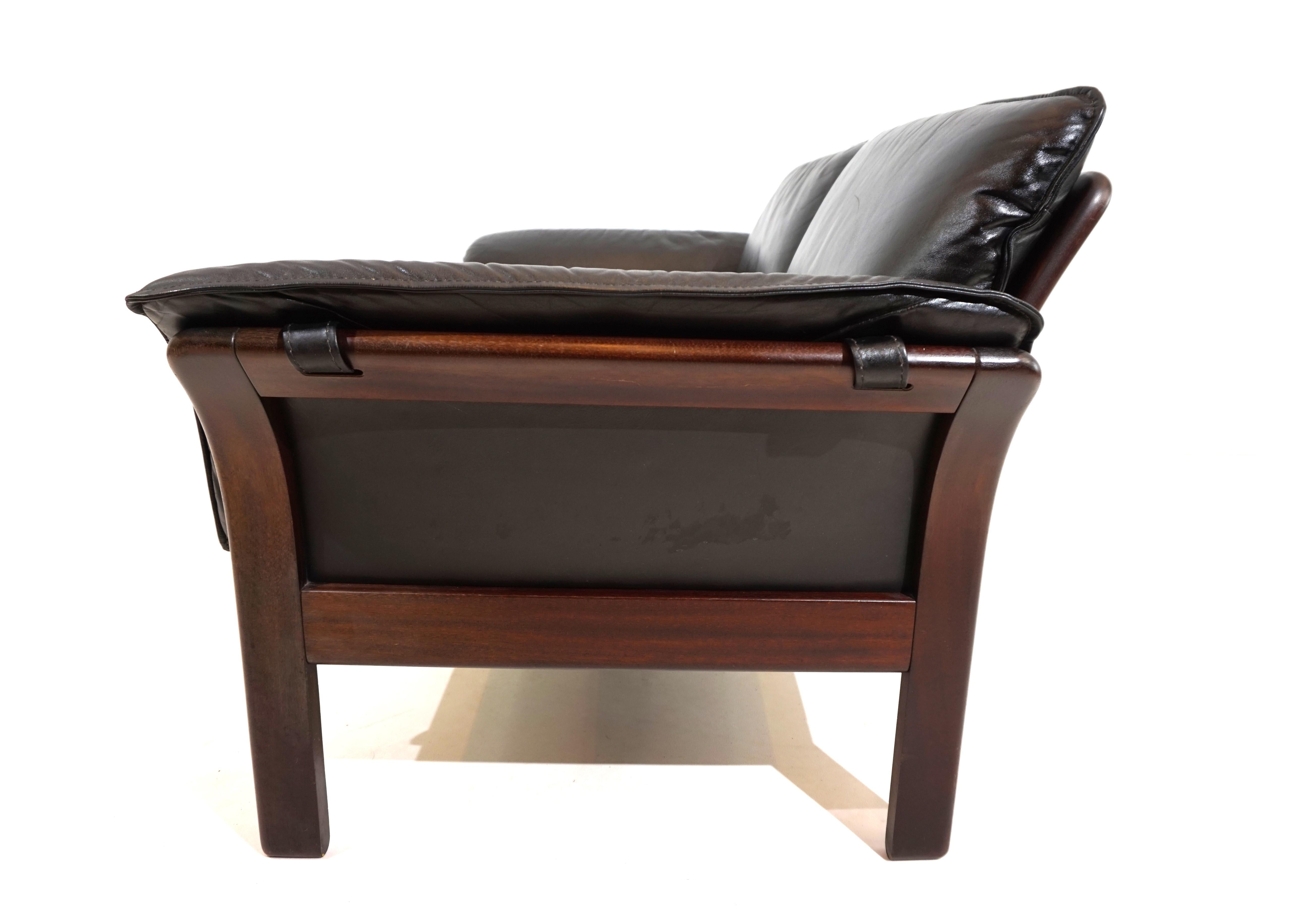 German Dreipunkt Scala 2 seater leather sofa