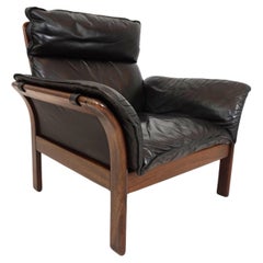Dreipunkt Scala leather armchair