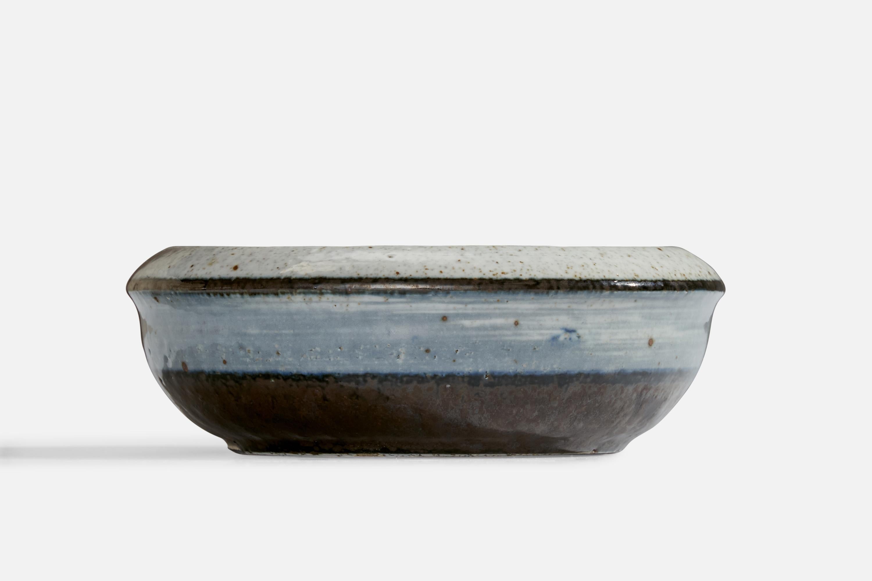 Scandinavian Modern Drejargruppen, Bowl, Stoneware, Sweden, 1974 For Sale