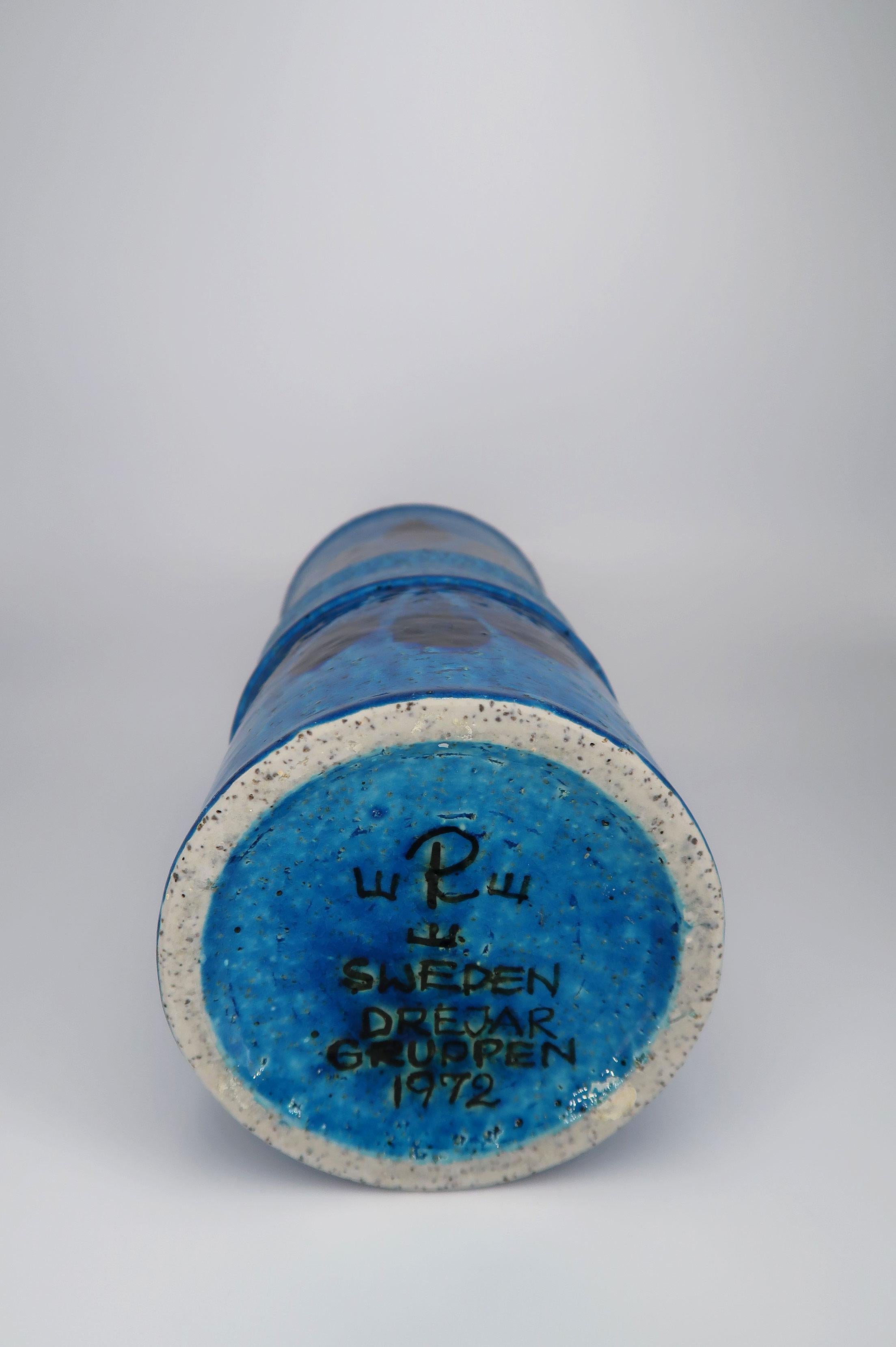 Rörstrand Schwedische Moderne Blaue Schamotte-Keramikvase, 1972 im Angebot 4