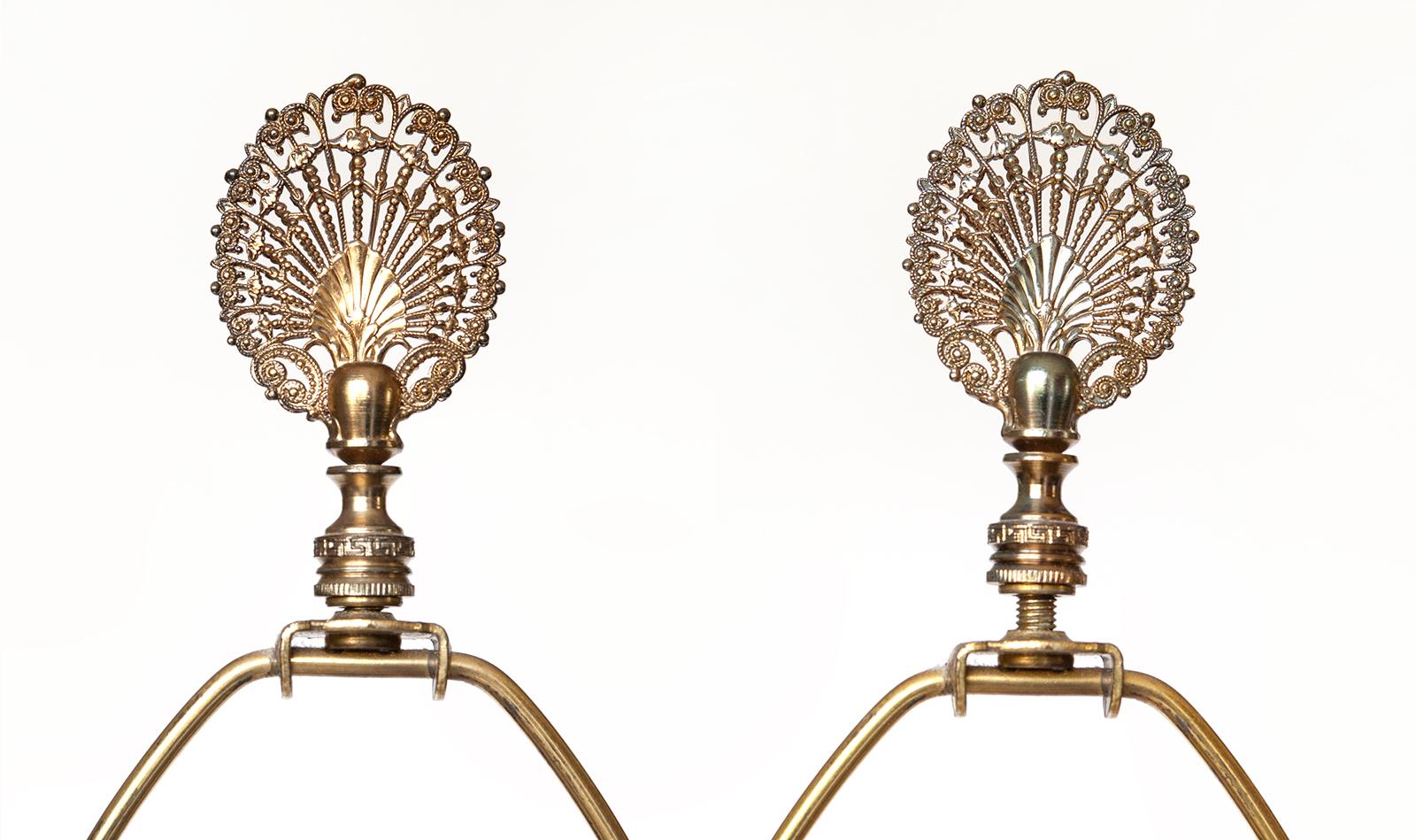 Lampes en céramique de Dresde Paire d'amoureux figuratifs en vente 2