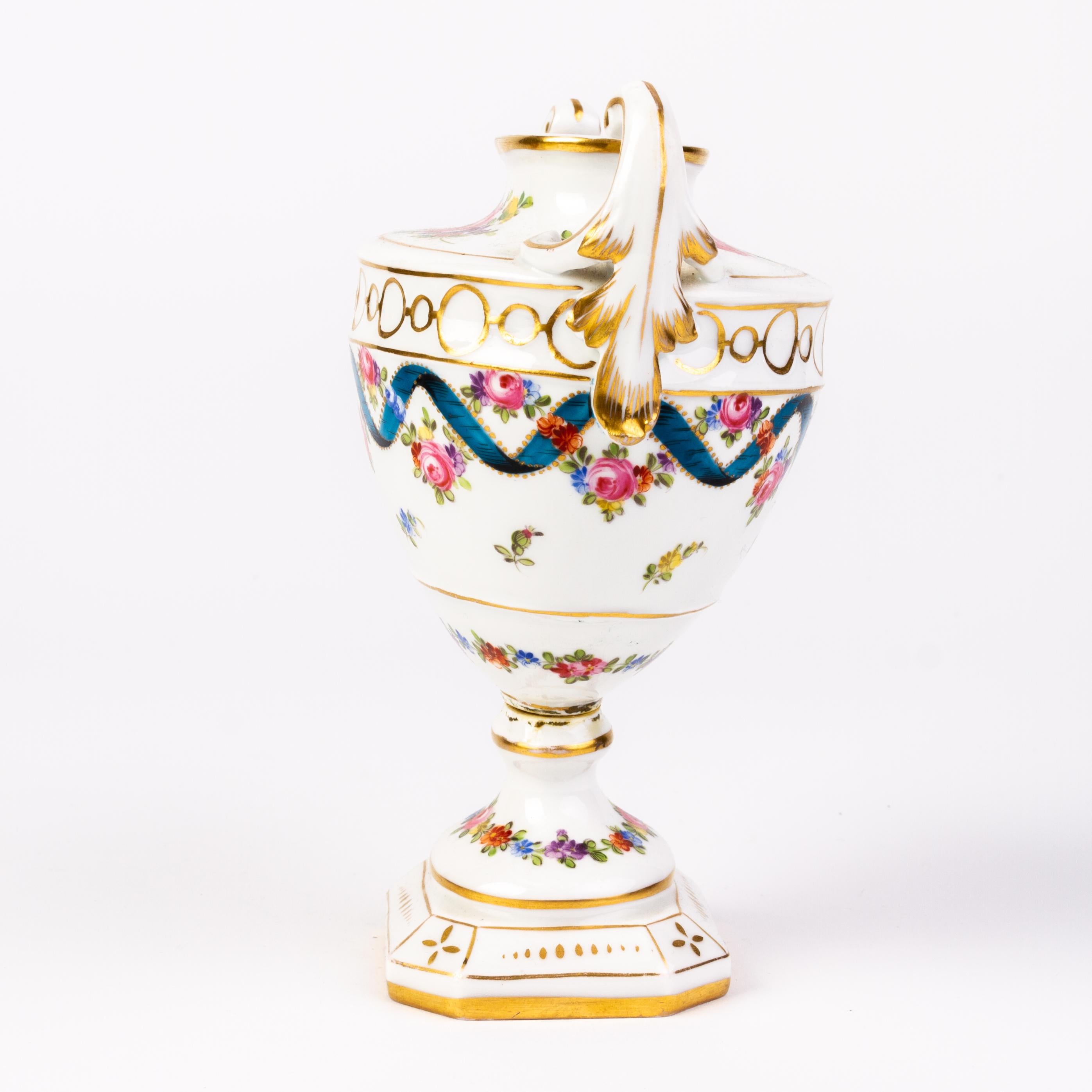 In good condition
From a private collection
Dresden Fine German Porcelain Art Nouveau Urn Vase 