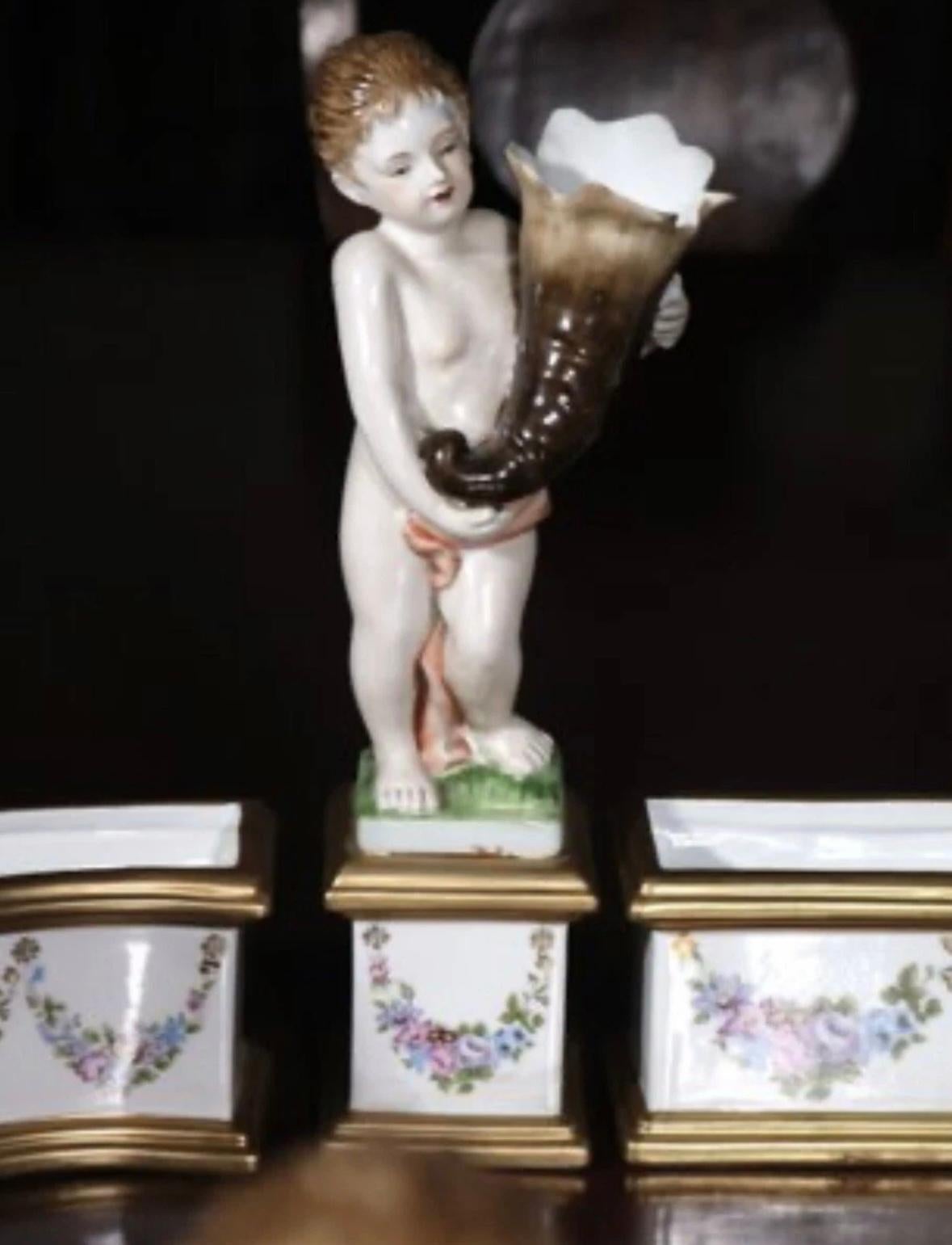 “19th C. Large Figural Dresden \ Meissen Porcelain Surtout De Table” For Sale 10