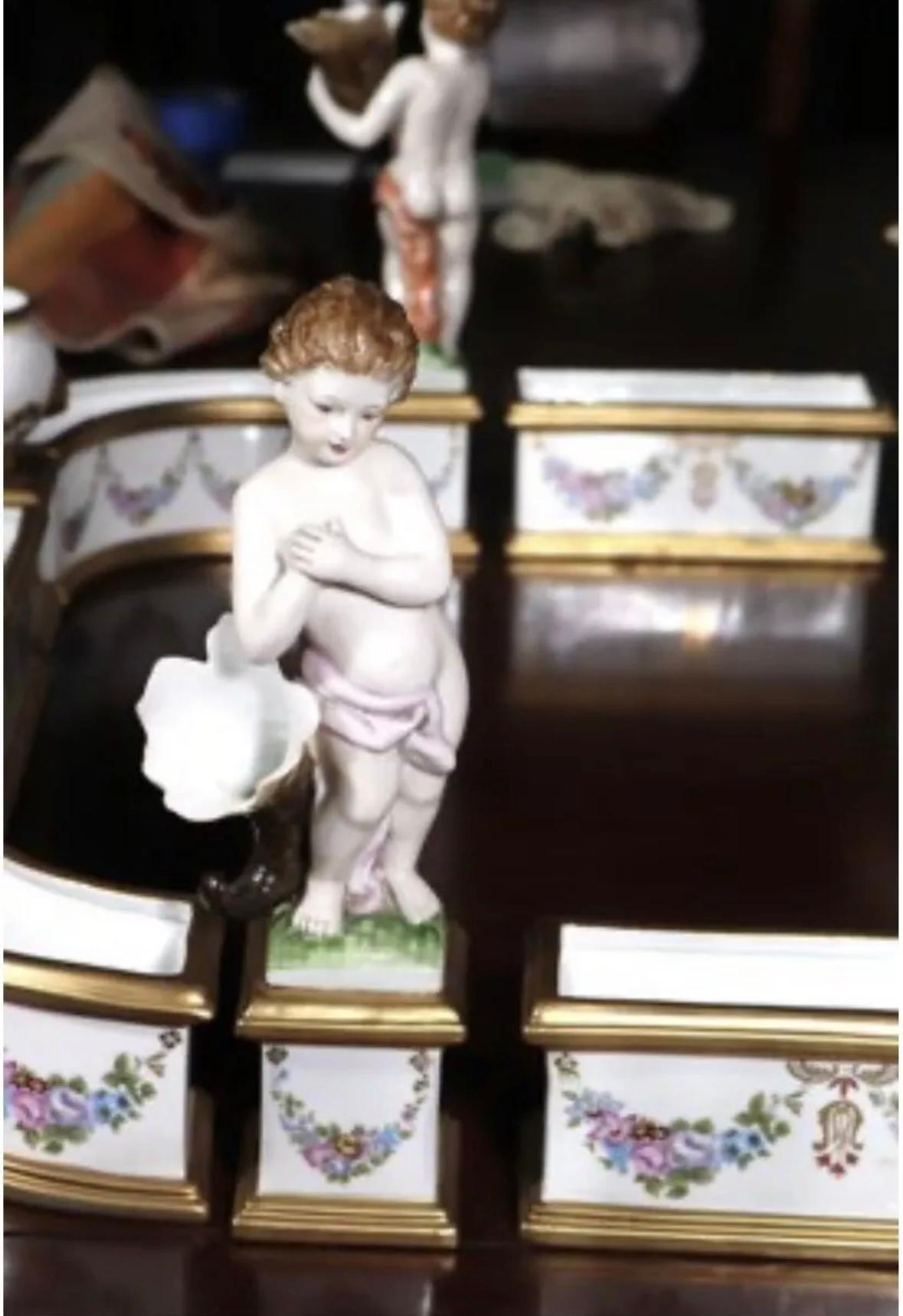 “19th C. Large Figural Dresden \ Meissen Porcelain Surtout De Table” For Sale 12