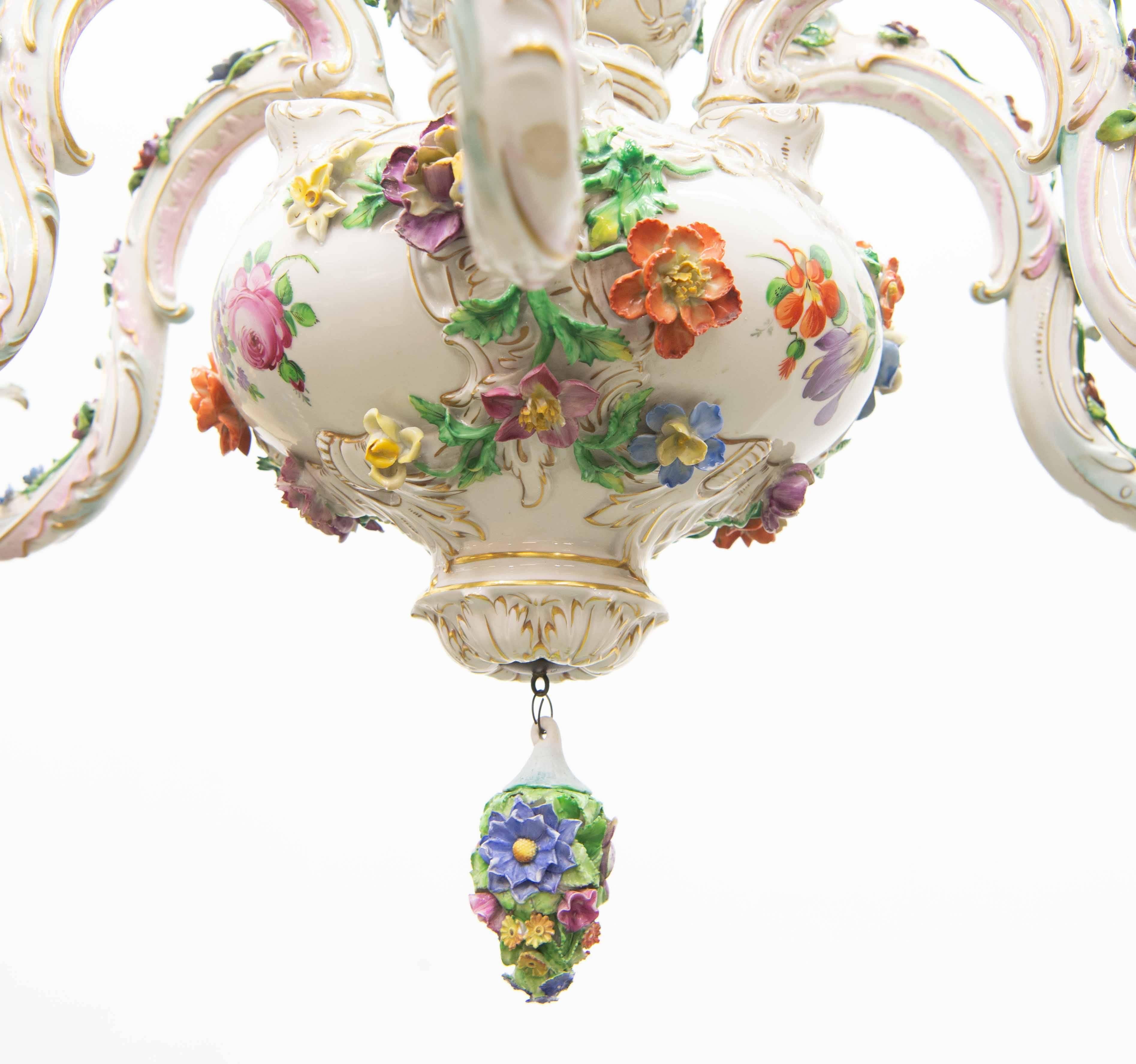 Dresden Porcelain Chandelier with Polychrome Flowers, 1970 In Good Condition In Wingene, BE