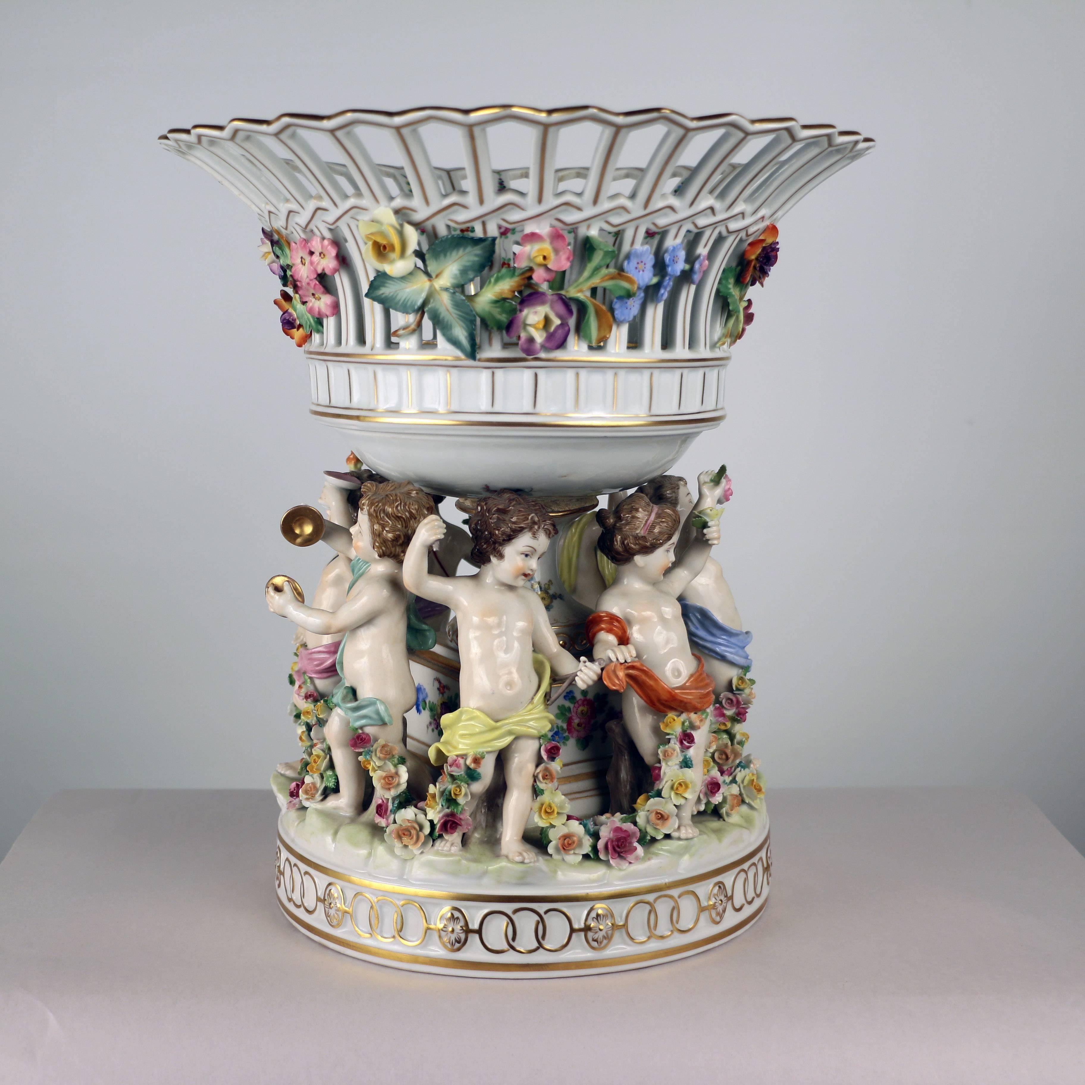 20th Century Dresden Porcelain Figural Centrepiece Raised Fruit Bowl For Sale