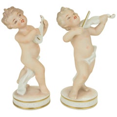 Dresden Porcelain Figurines Depicting 2 Music Playing Cherubs by Carl Thieme