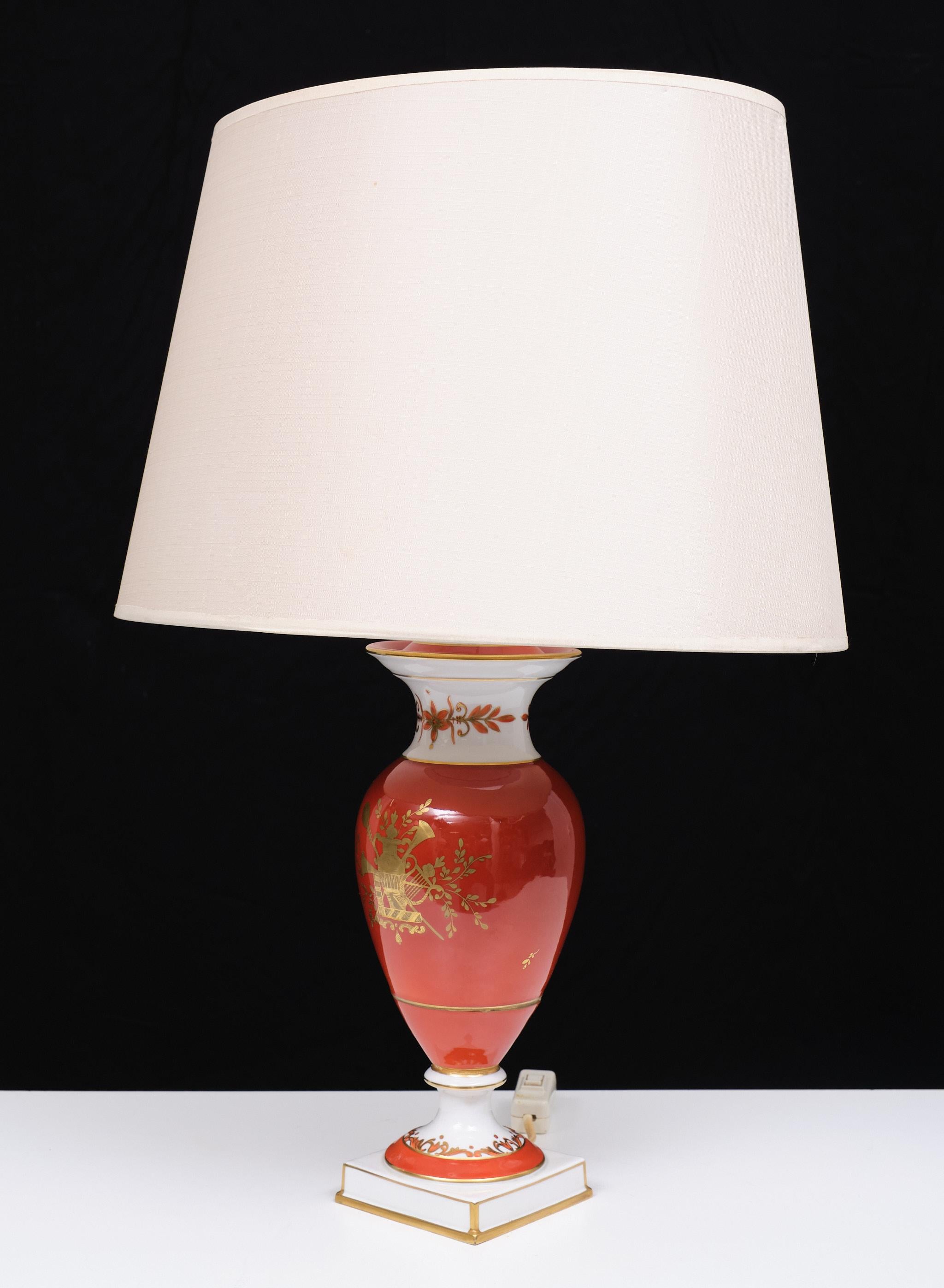 Dresden Porcelain table lamp 1910 Germany  In Good Condition For Sale In Den Haag, NL