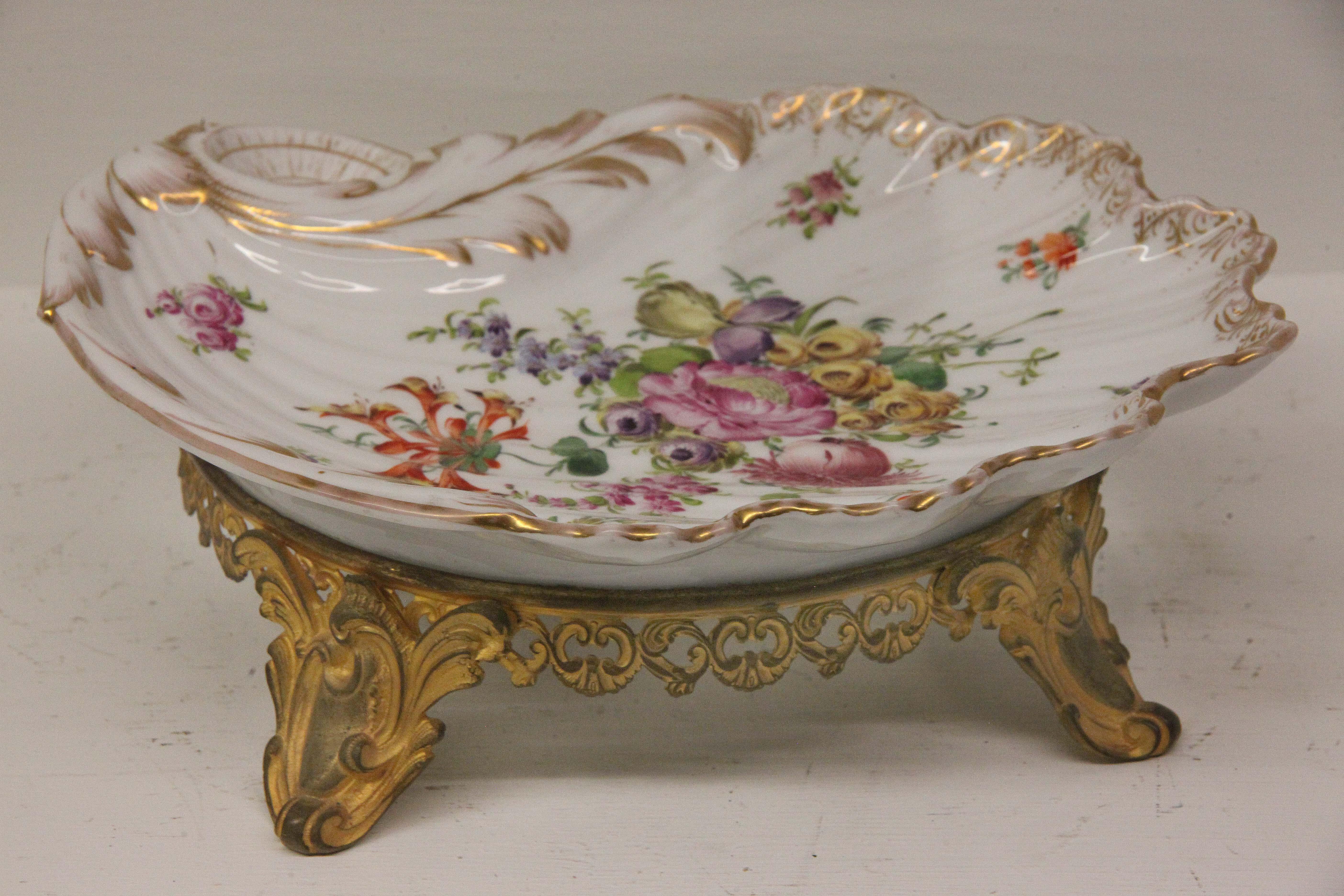 Dresden Serving Dish with Gilt Base For Sale 4
