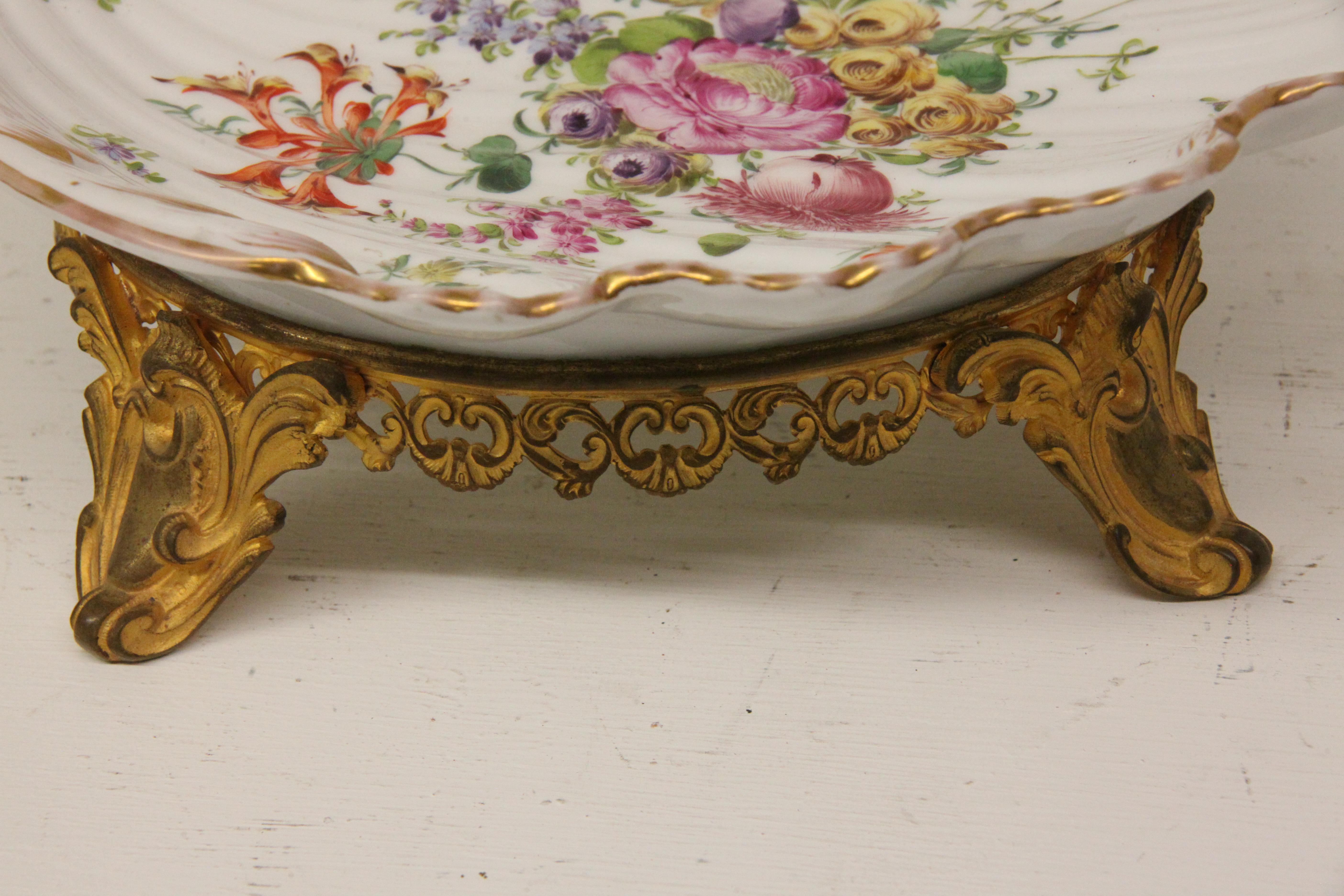 Dresden Serving Dish with Gilt Base For Sale 5