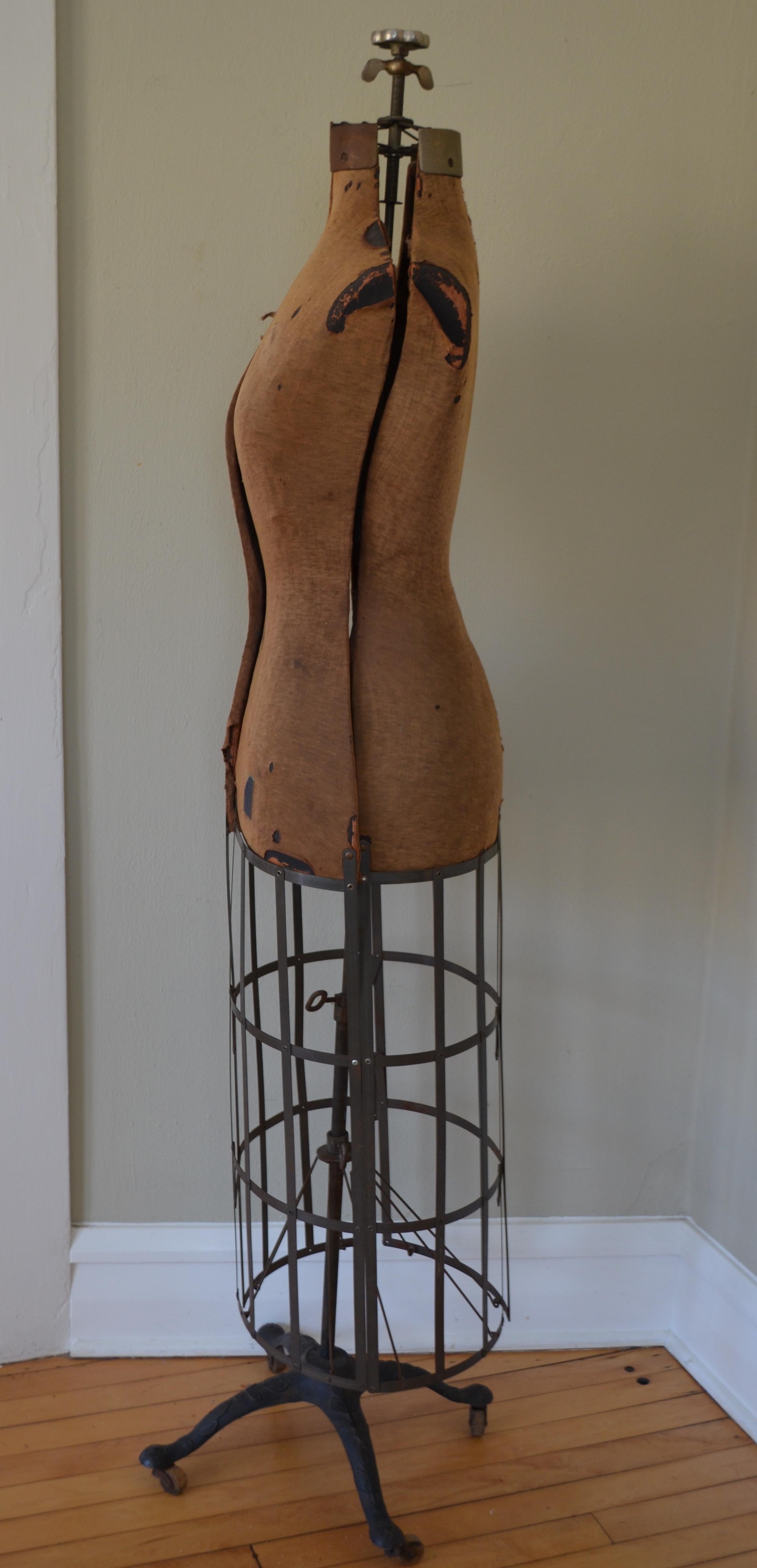 Dress Form from Edwardian Era, Early 1900s, Adjustable Height on Wheels In Good Condition In Madison, WI