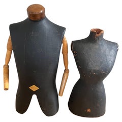 Formas de vestir (par) Dama de cintura estrecha de París, Caballero articulado de Colonia.