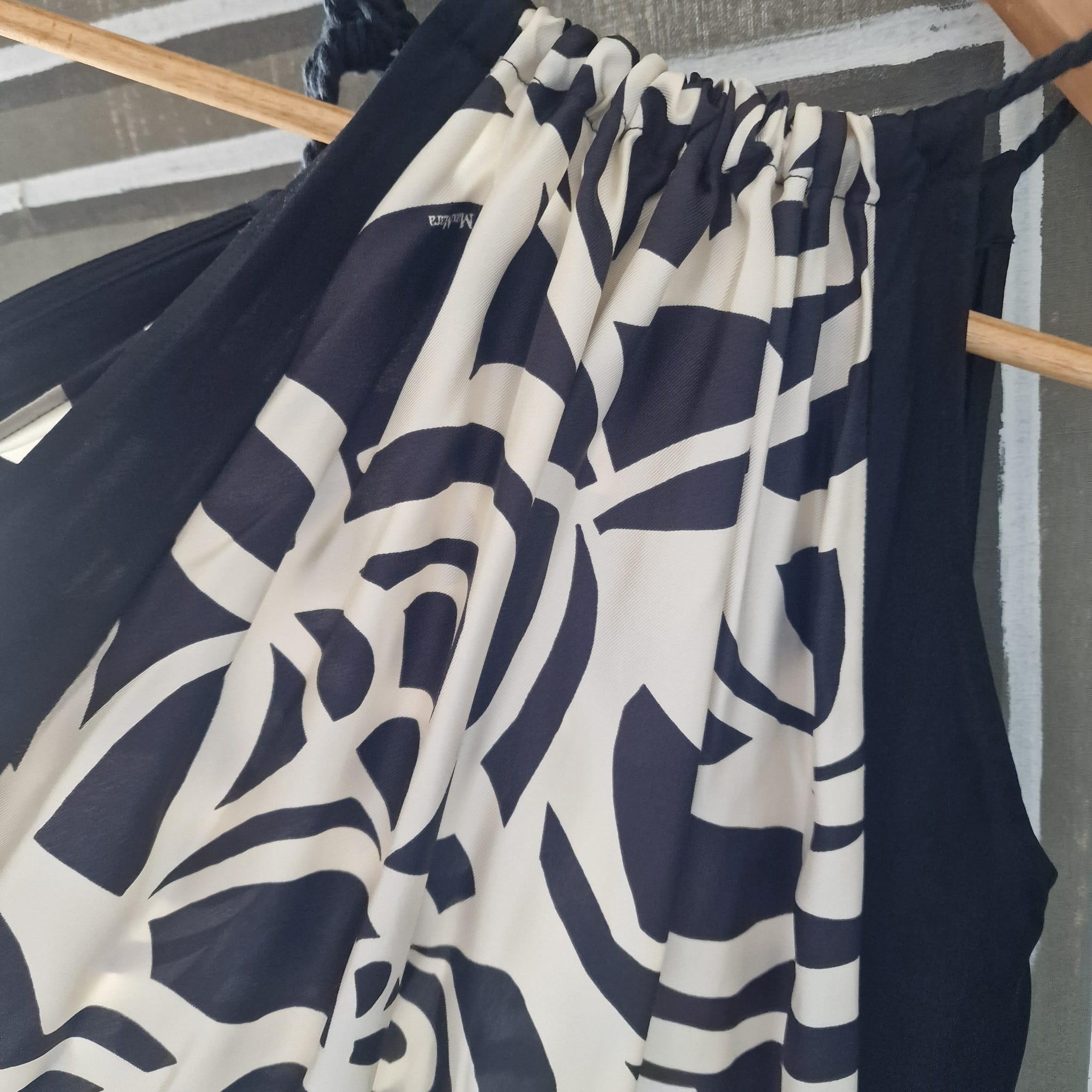 Dress Max Mara Black white Printed Silk Halter Neck Dress Black White New 10