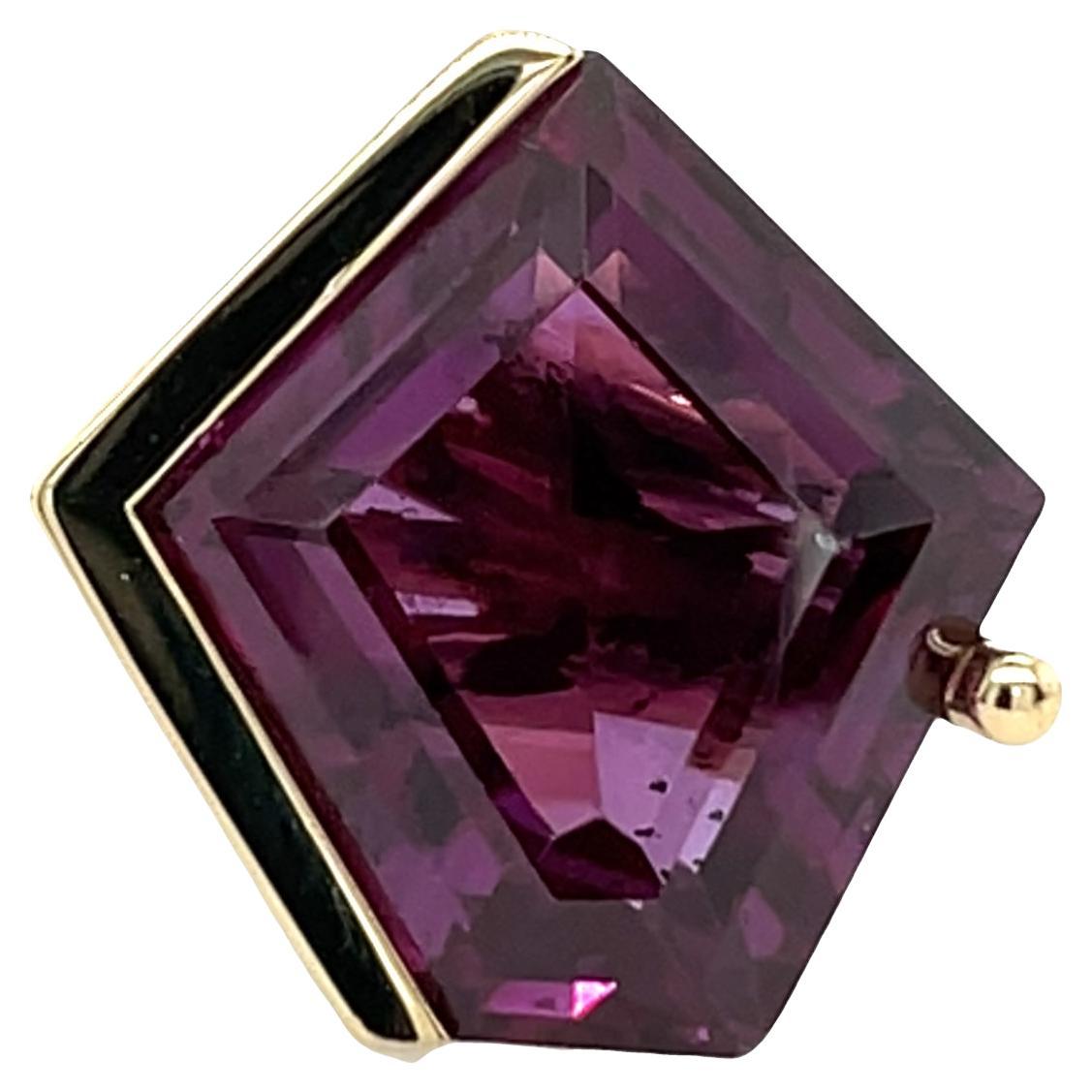Kleiderring mit natürlichem Amethyst aus 14 Karat Gelbgold im Angebot