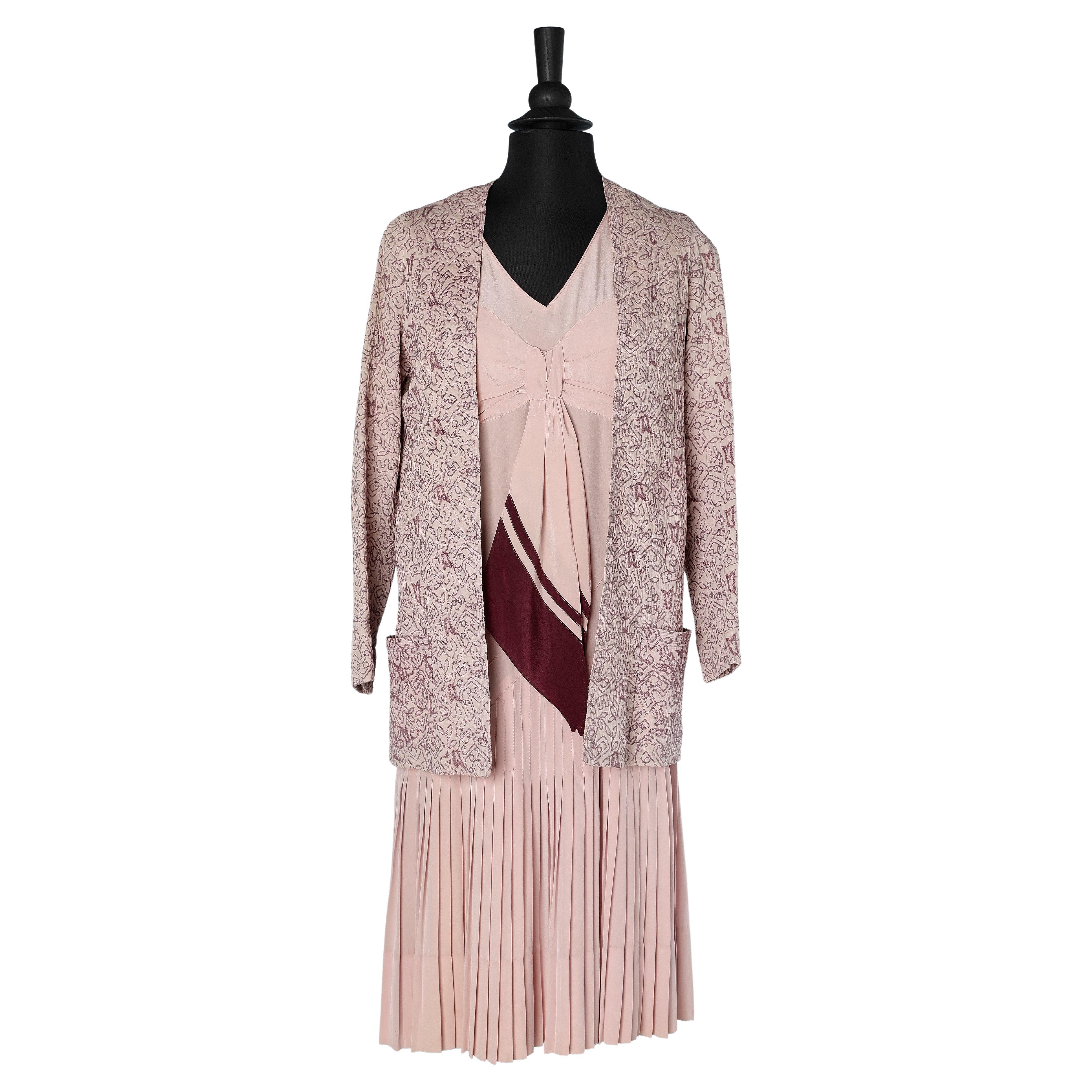 Dress with tie and top-stitched jacket in pale pink silk Circa 1925