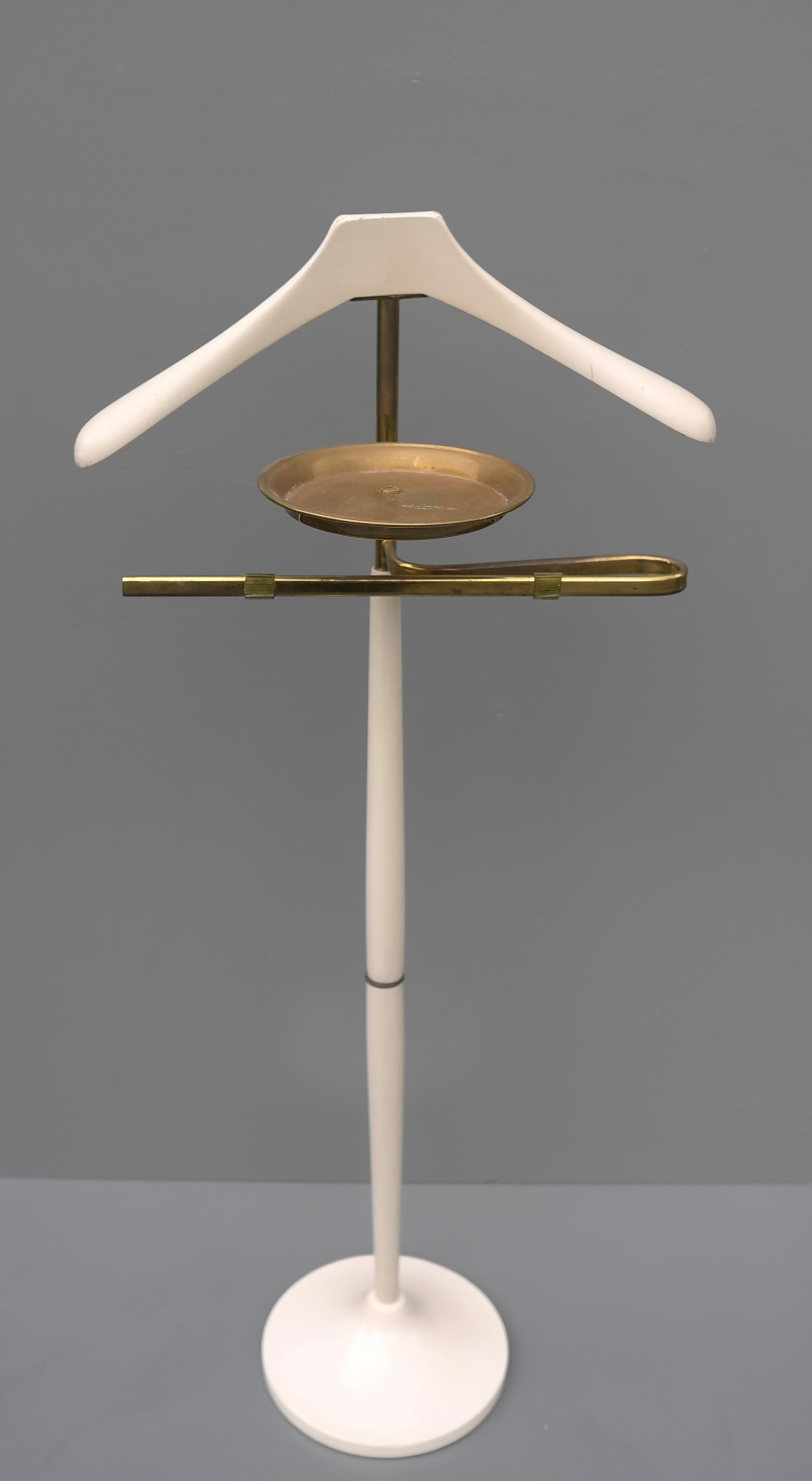 Dressboy in Brass and Wood with Trompet Base, Italy, 1950's For Sale 1