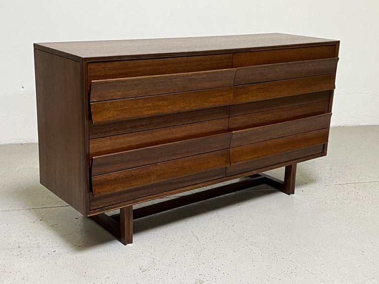 Mahogany Dresser by Paul Laszlo for Brown Saltman For Sale