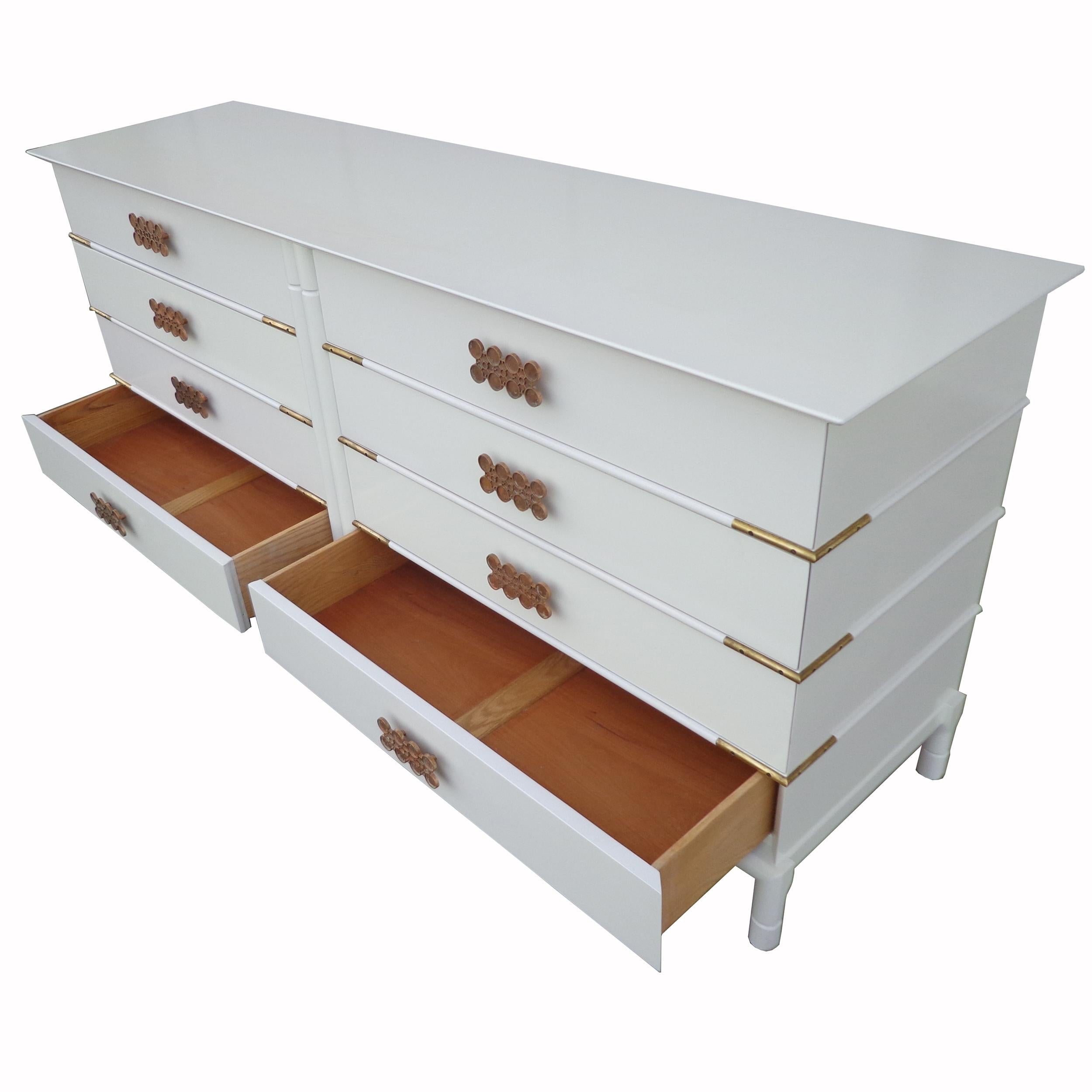 Dresser by Renzo Rutili for Johnson Furniture Co For Sale 1