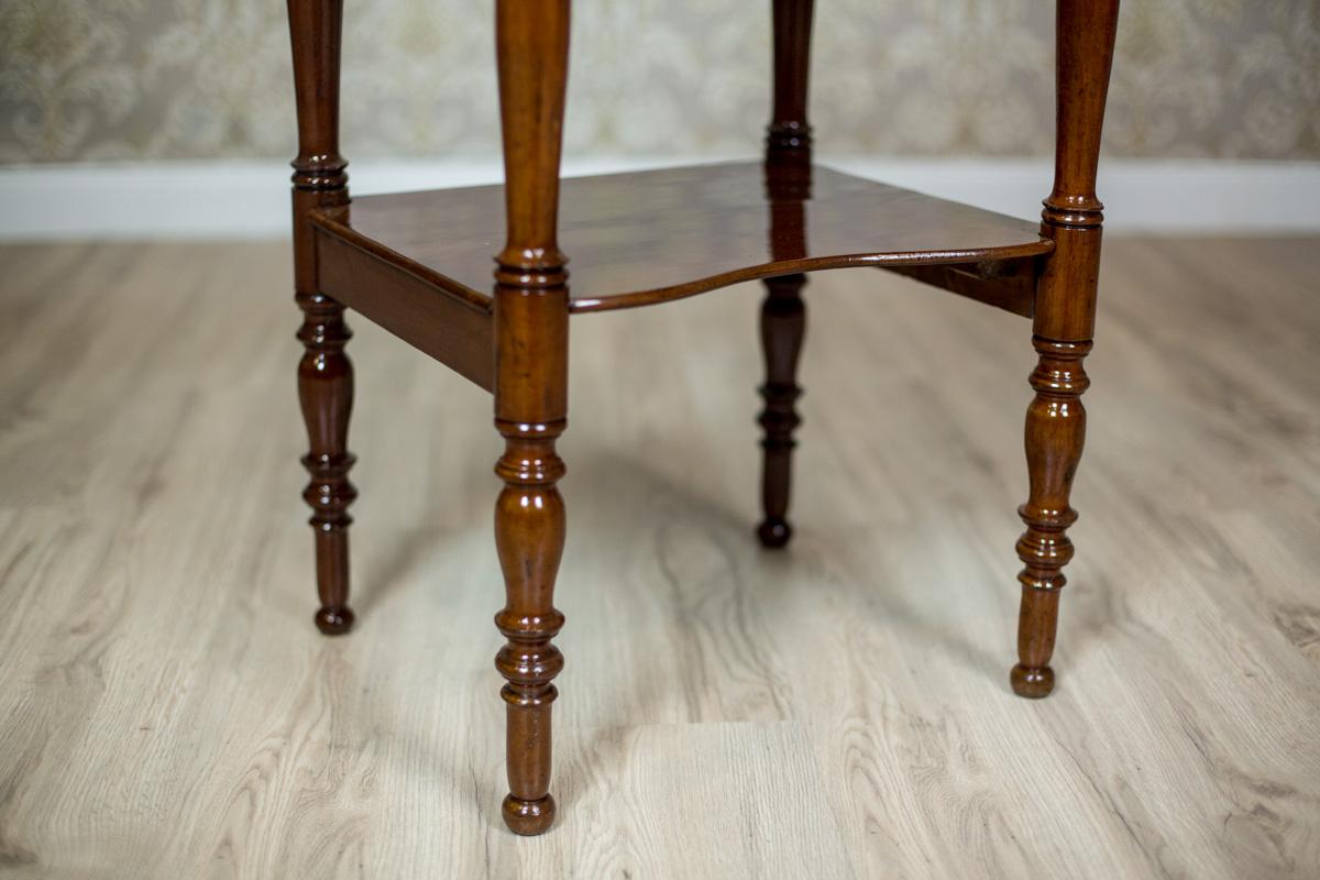 Dresser/Desk/Dressing Table Veneered with Mahogany, circa 1860 For Sale 2