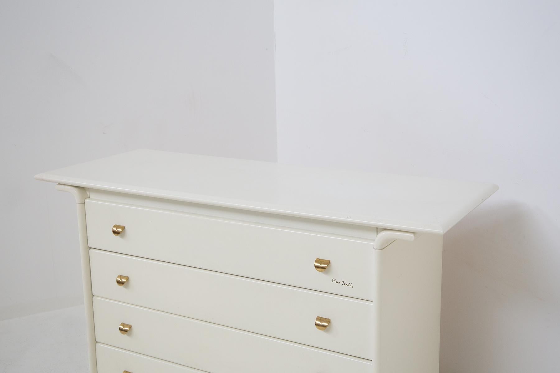 Dresser in White Lacquered Wood by Pierre Cardin, Original Signature For Sale 1