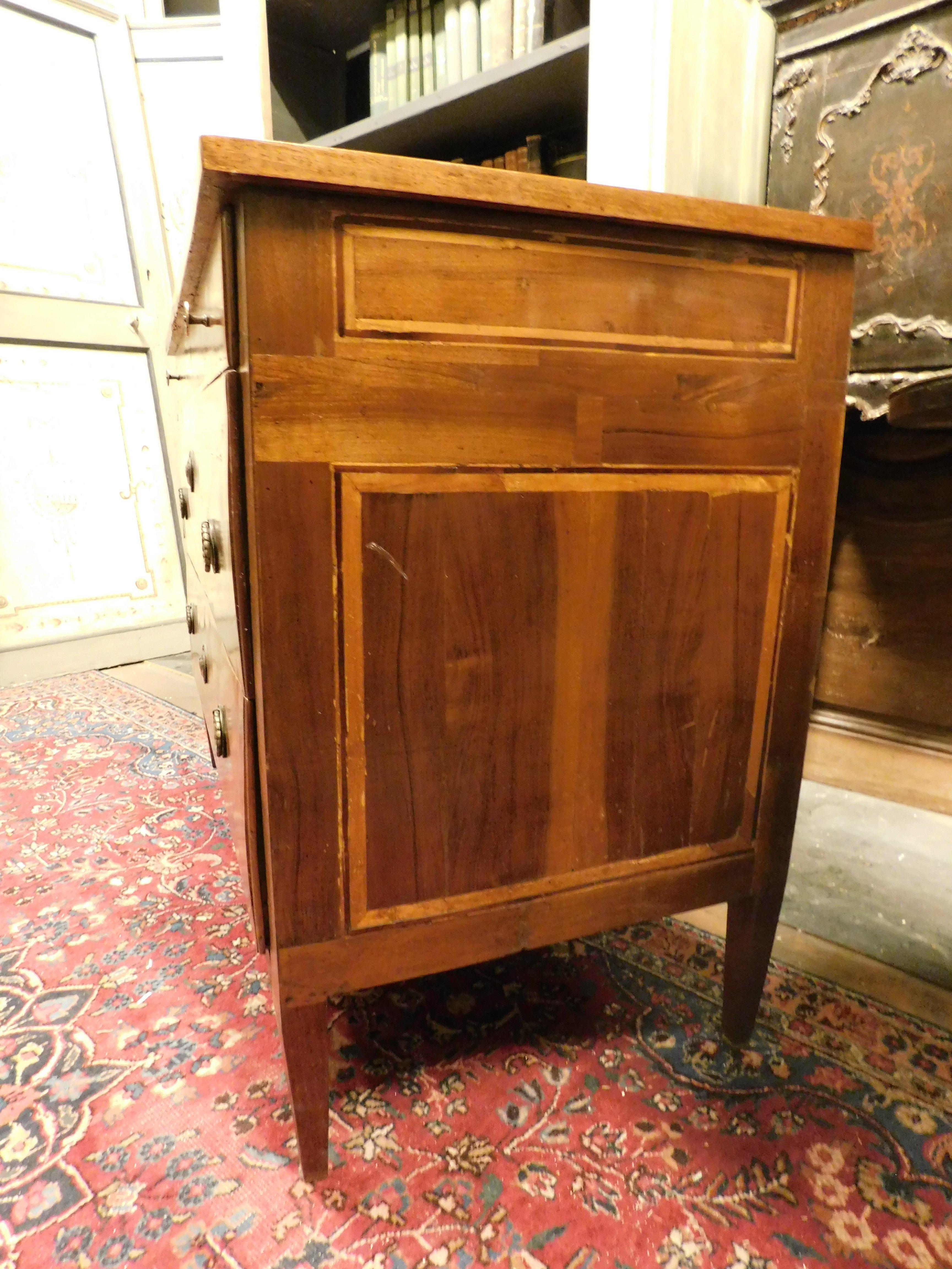 Walnut Dresser, Louis XVI chest of drawers, veneered and inlaid, Genoa (Italy) For Sale