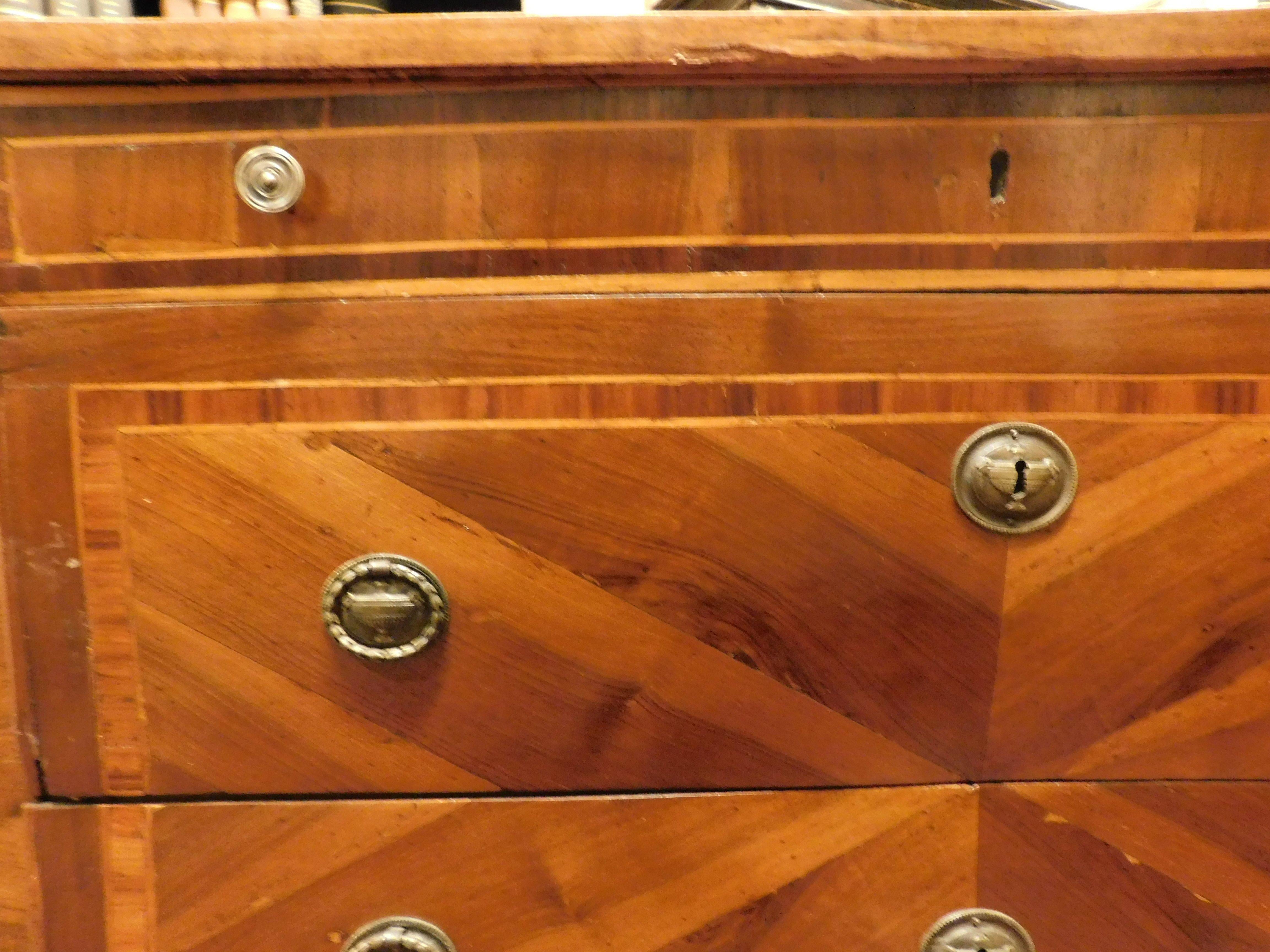 Dresser, Louis XVI chest of drawers, veneered and inlaid, Genoa (Italy) For Sale 1