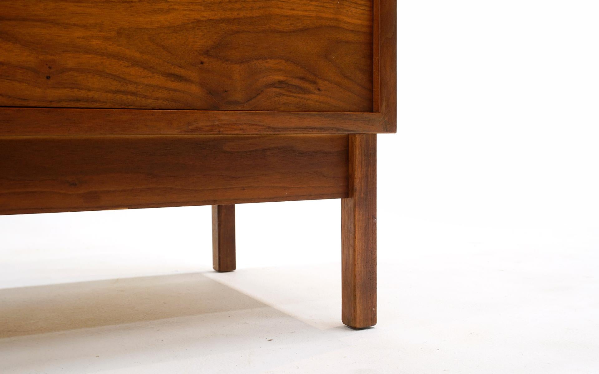 Dresser / Sideboard / Storage Cabinet Milo Baughman Style, Glenn of California 2